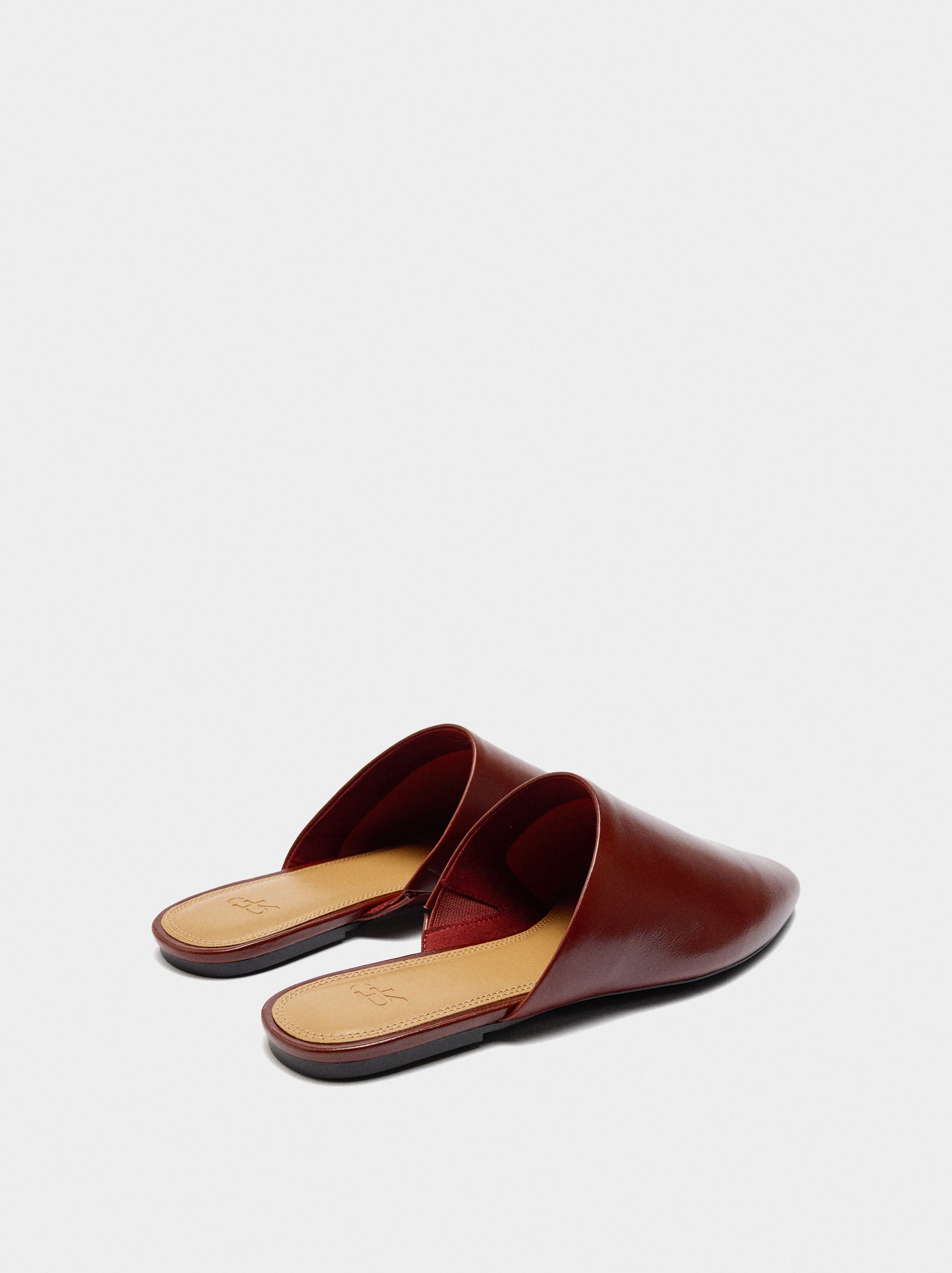 Zapatos De Piel Destalonados
