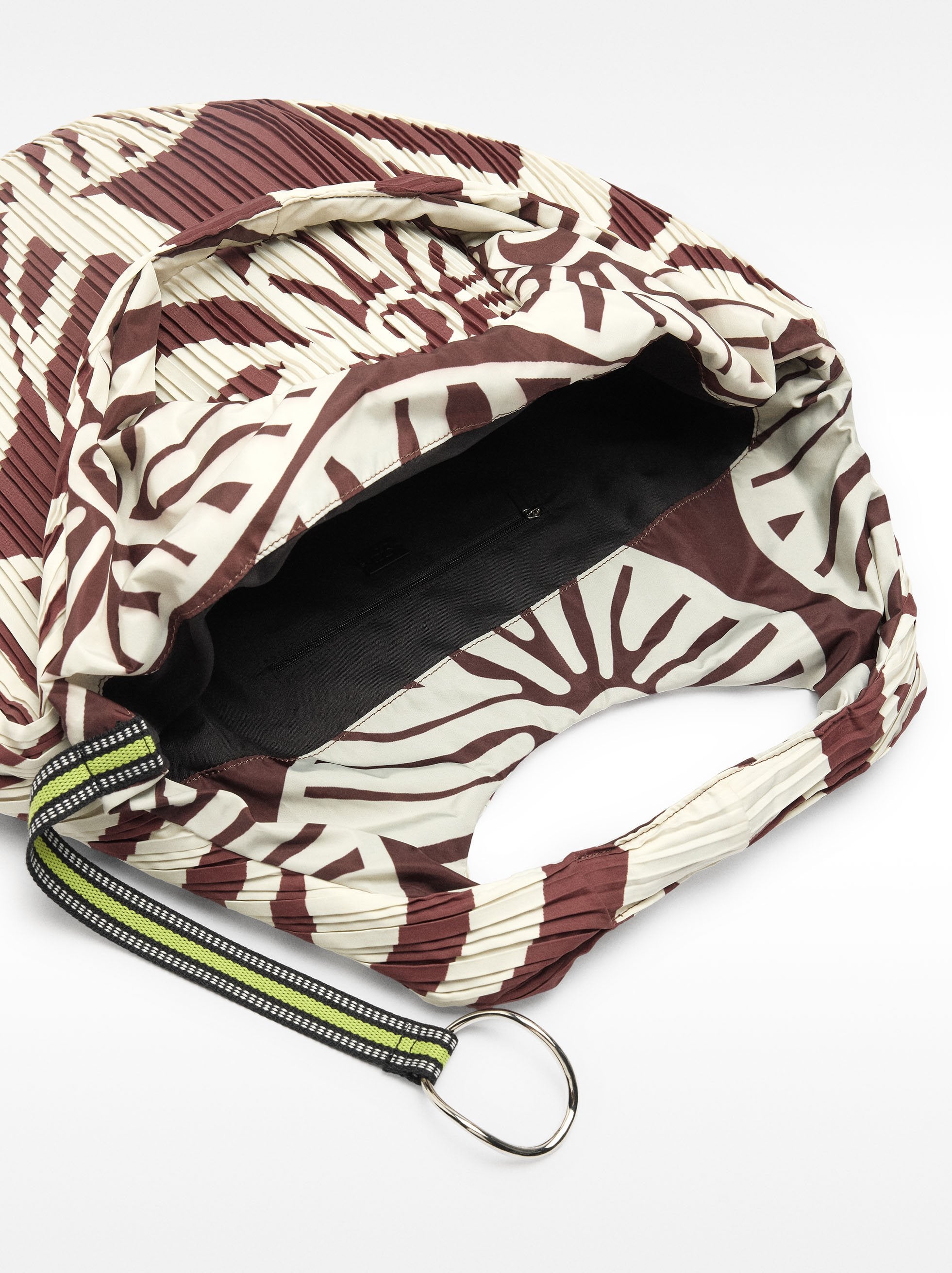 Bolso De Hombro Nylon Estampado