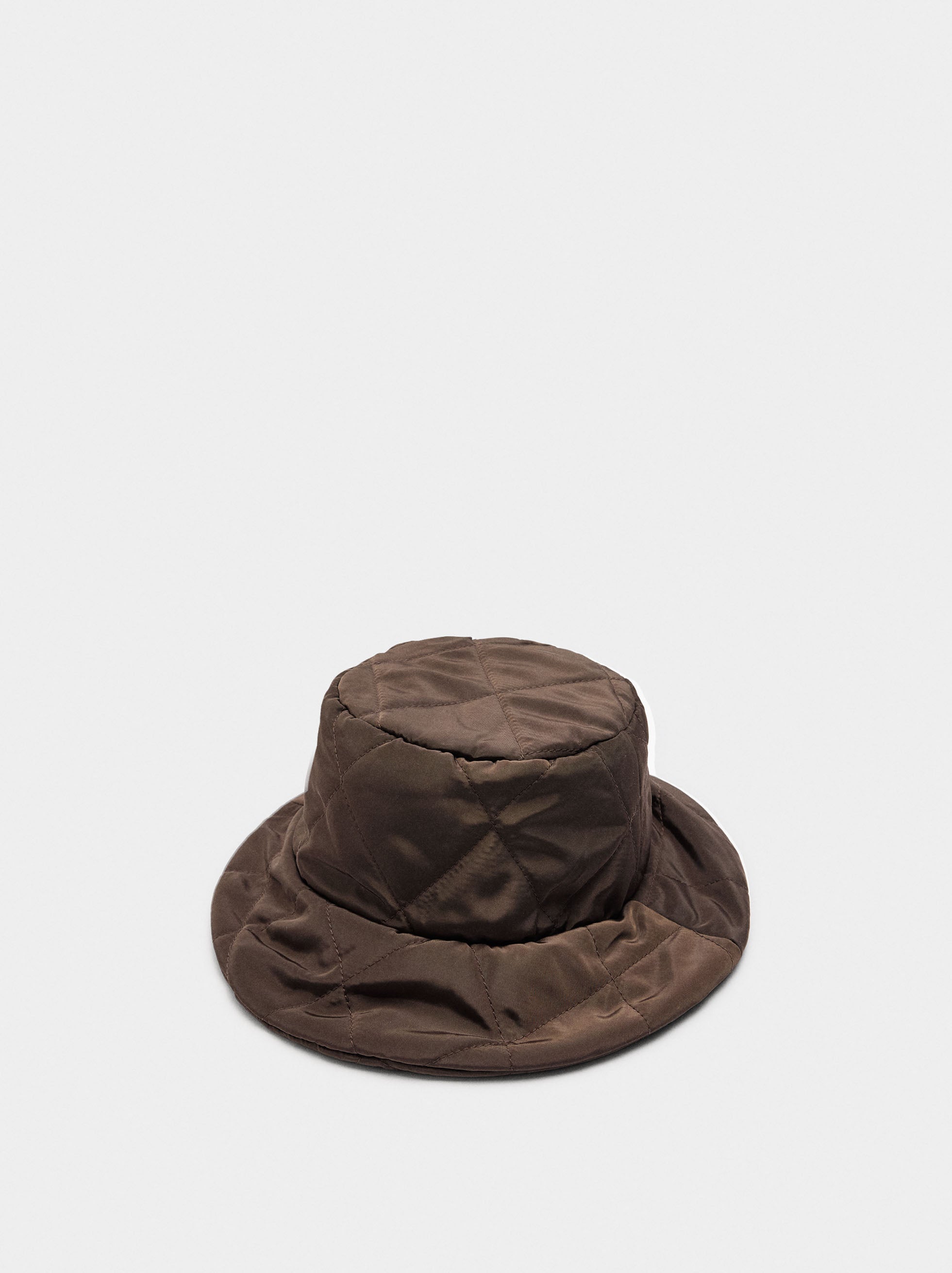 Gorro Bucket Acolchado De Nylon