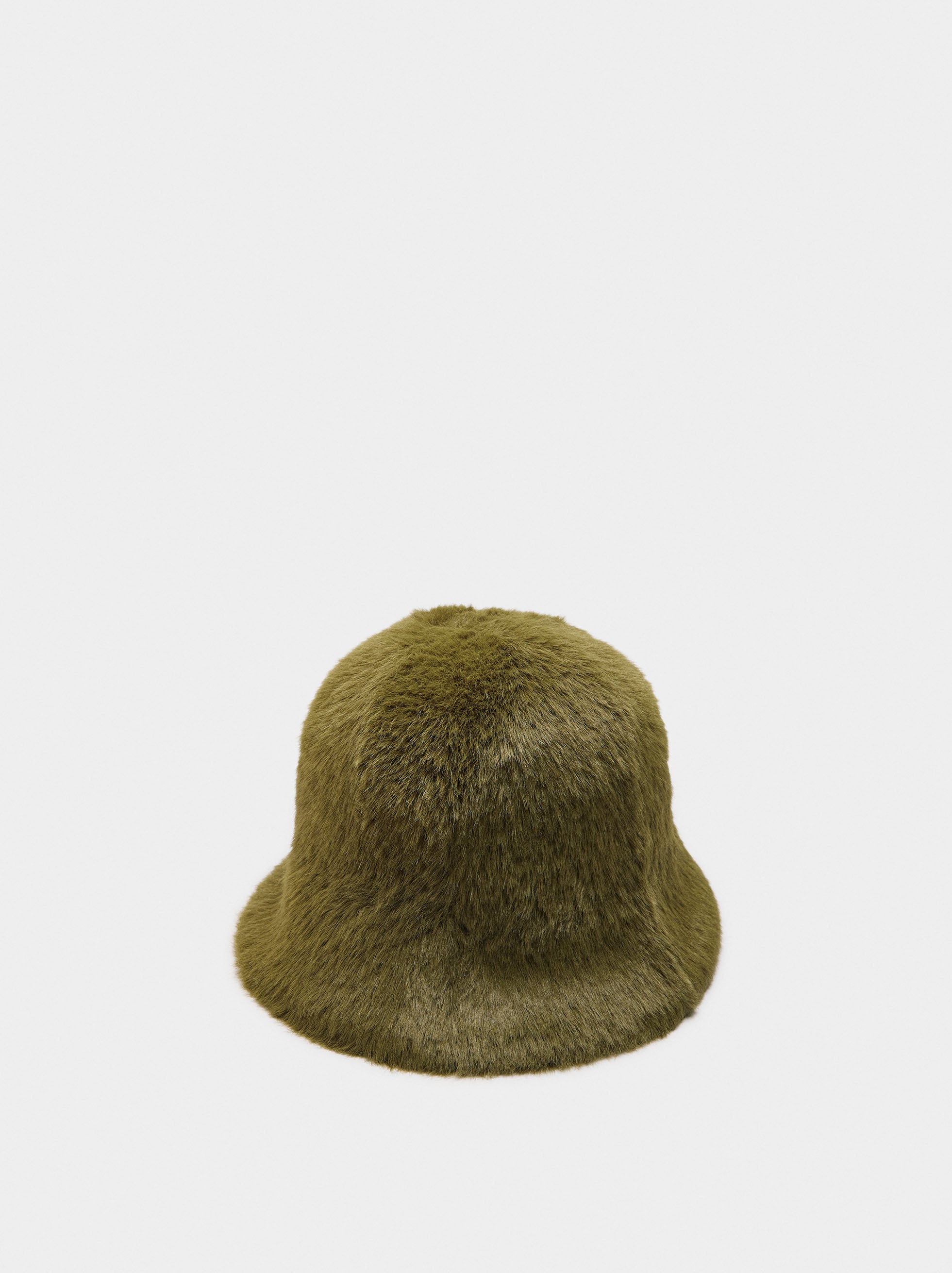 Gorro Bucket Efecto Pelo