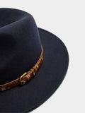 Sombrero De Lana Con Cinturón De Piel