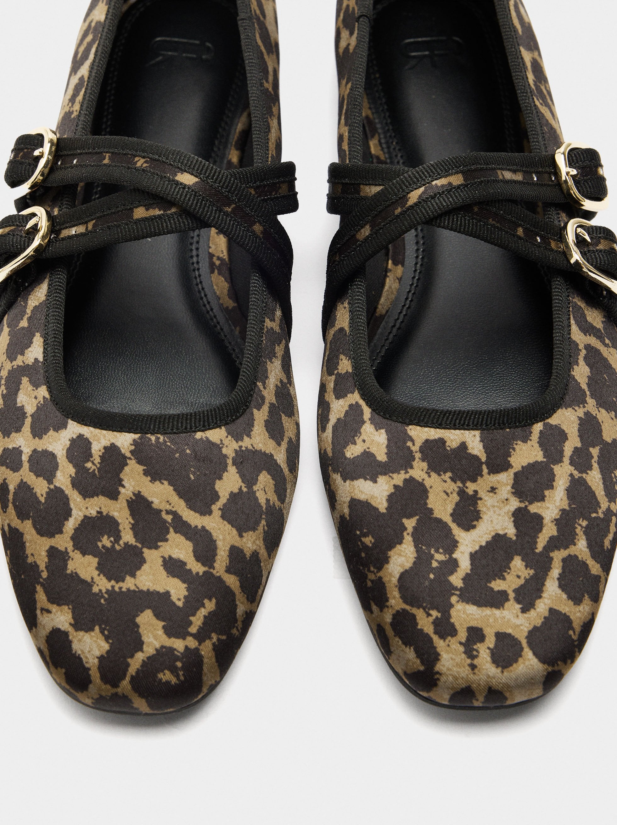 Bailarinas De Tejido Estampado Animal