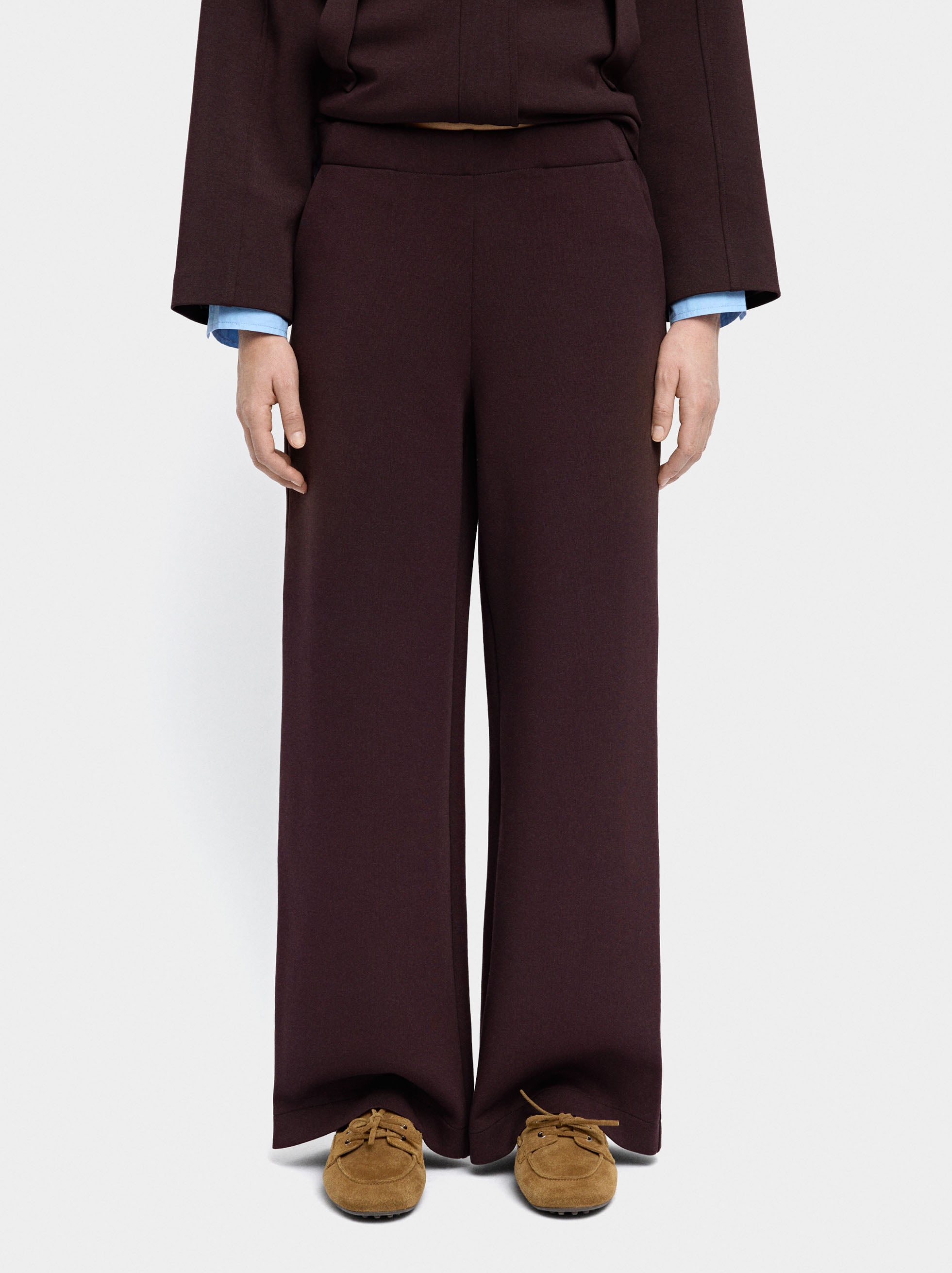 Pantalón Con Cintura Elástica Y Bolsillos