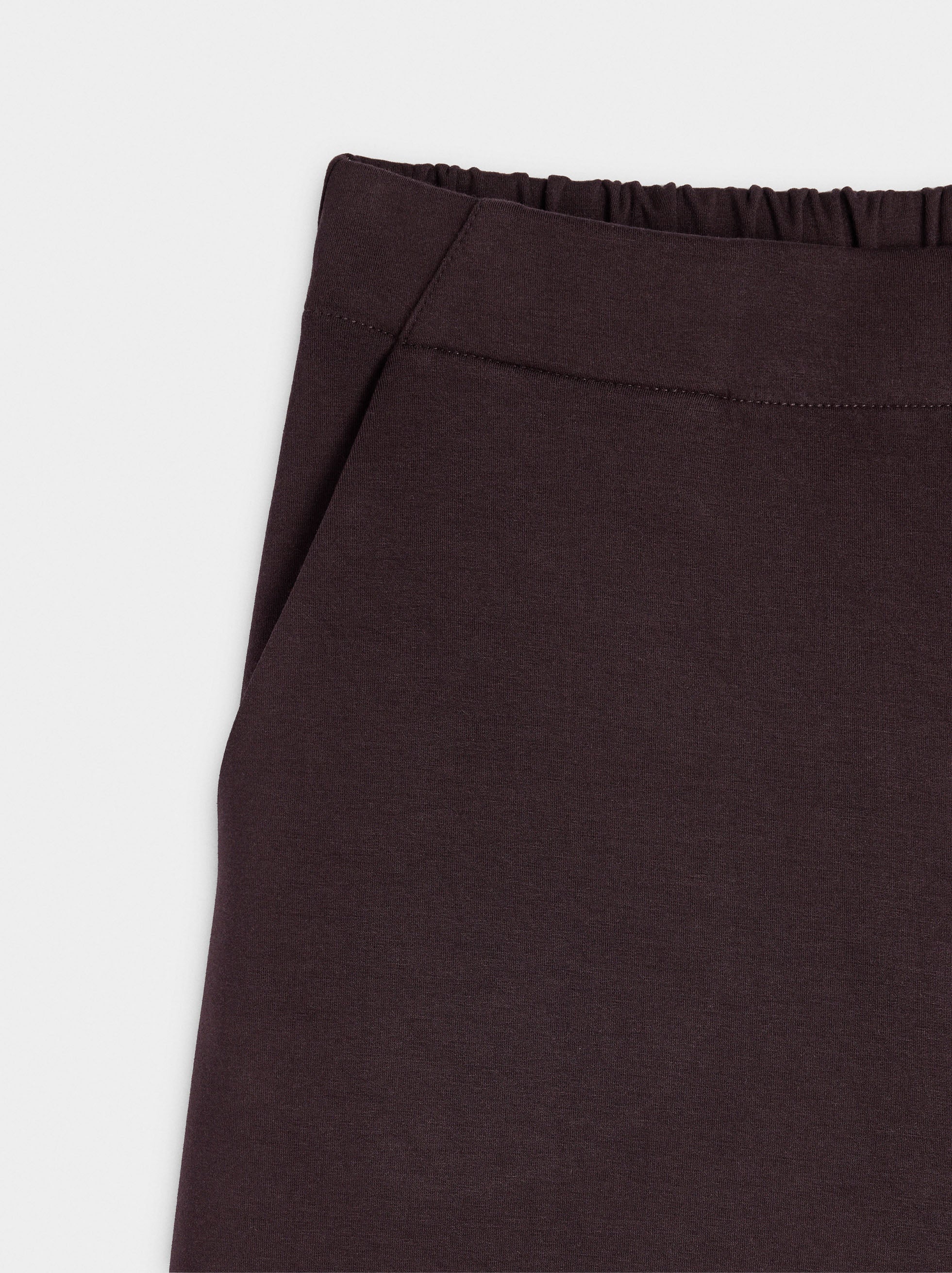 Pantalón Con Cintura Elástica Y Bolsillos