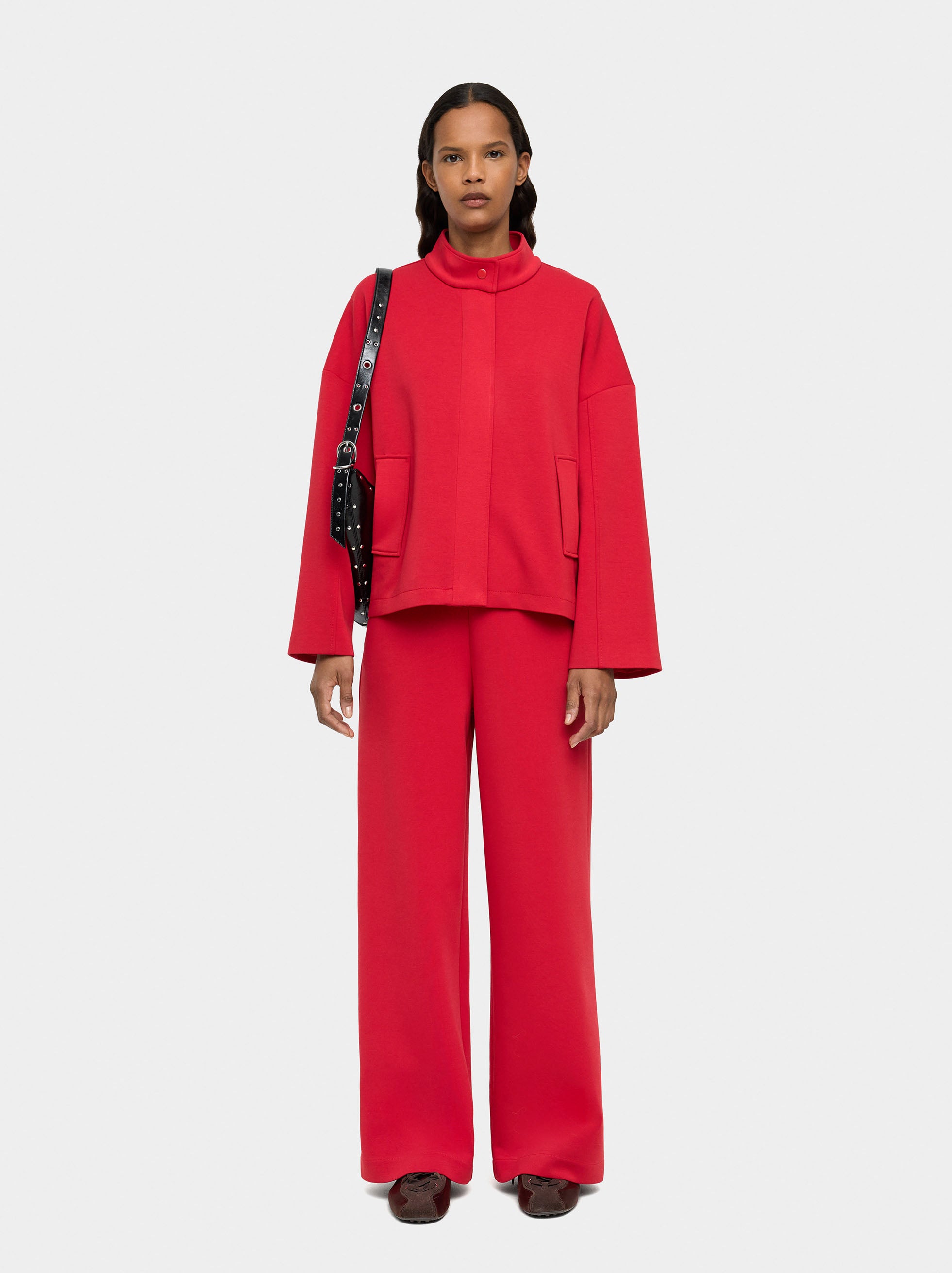 Pantalón Con Cintura Elástica Y Bolsillos