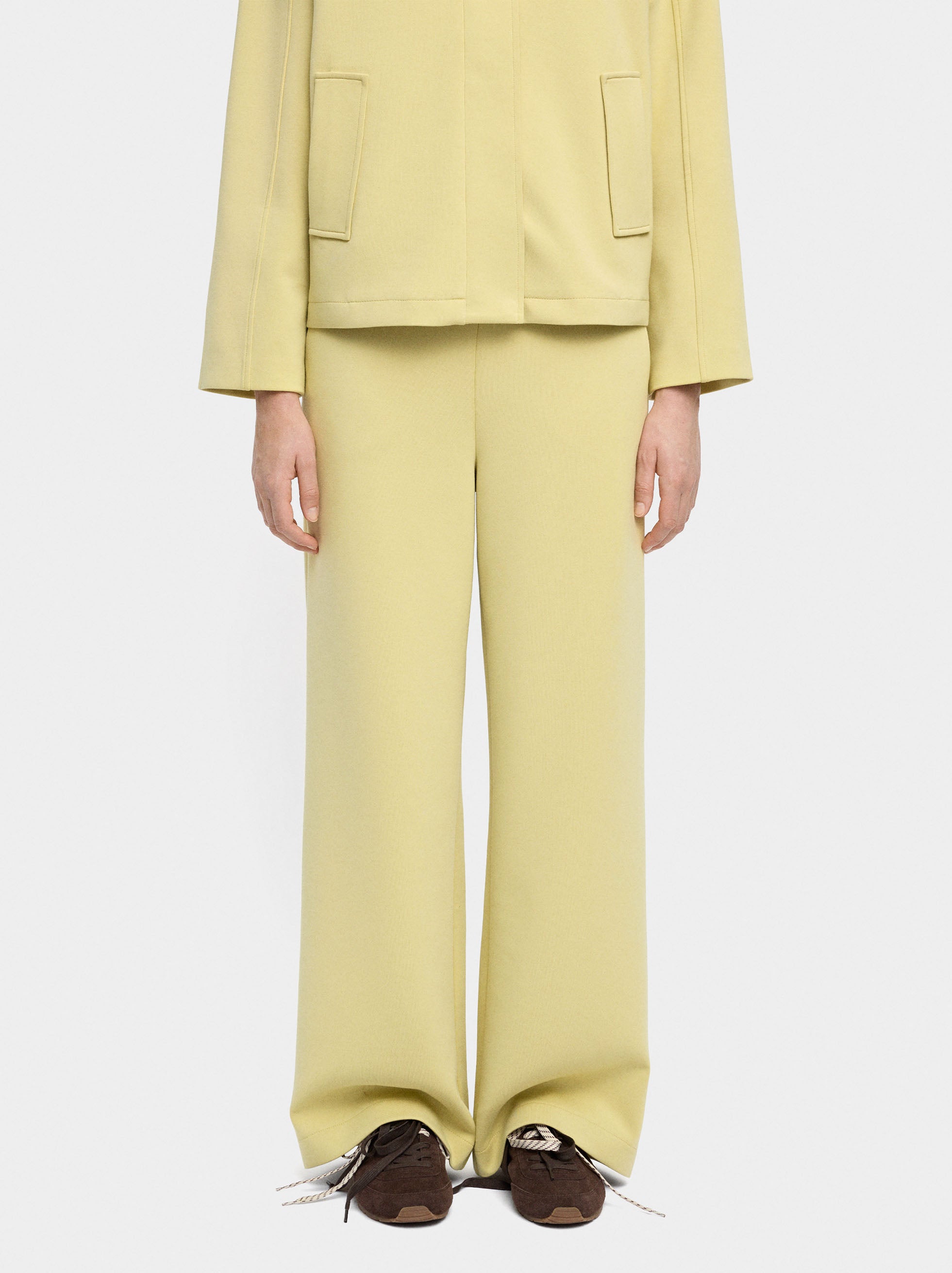 Pantalón Con Cintura Elástica Y Bolsillos