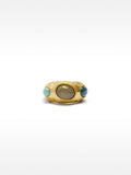 Anillo Con Piedras Y Resina