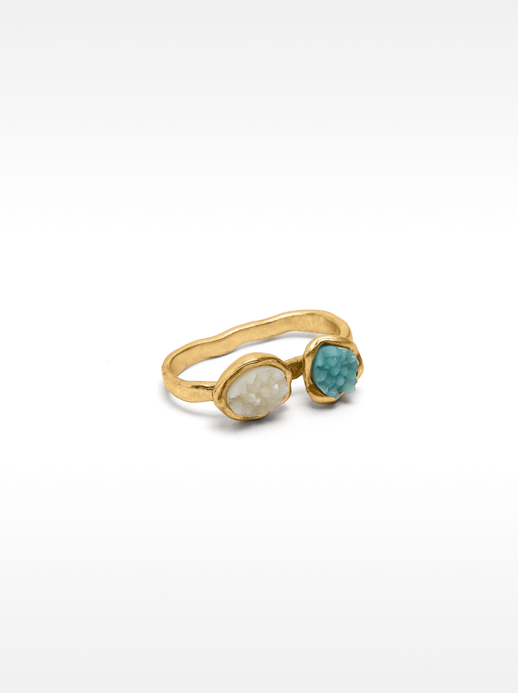 Anillo Doble Con Detalles De Resina