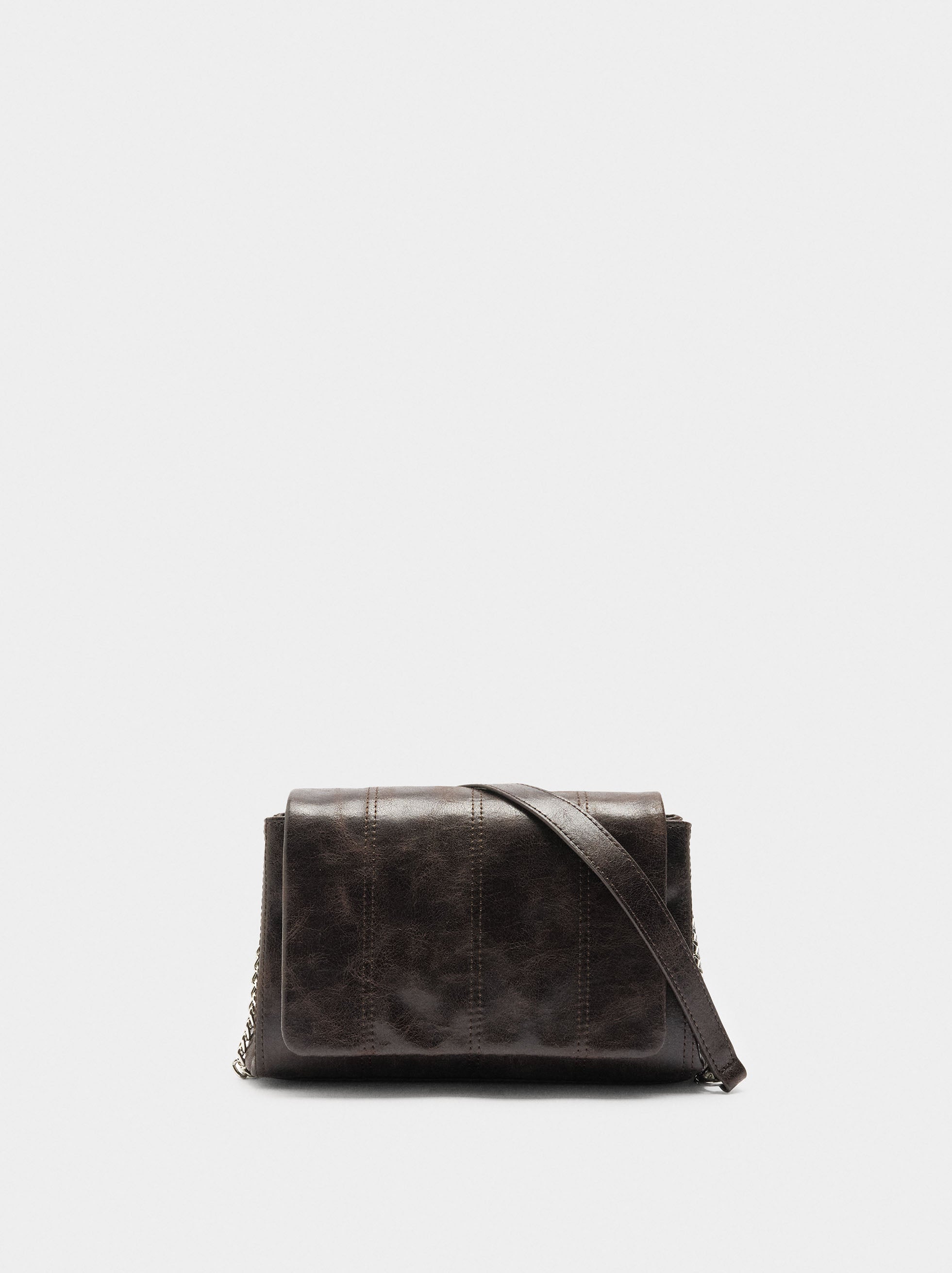 Bolso De Hombro Acolchado Con Solapa