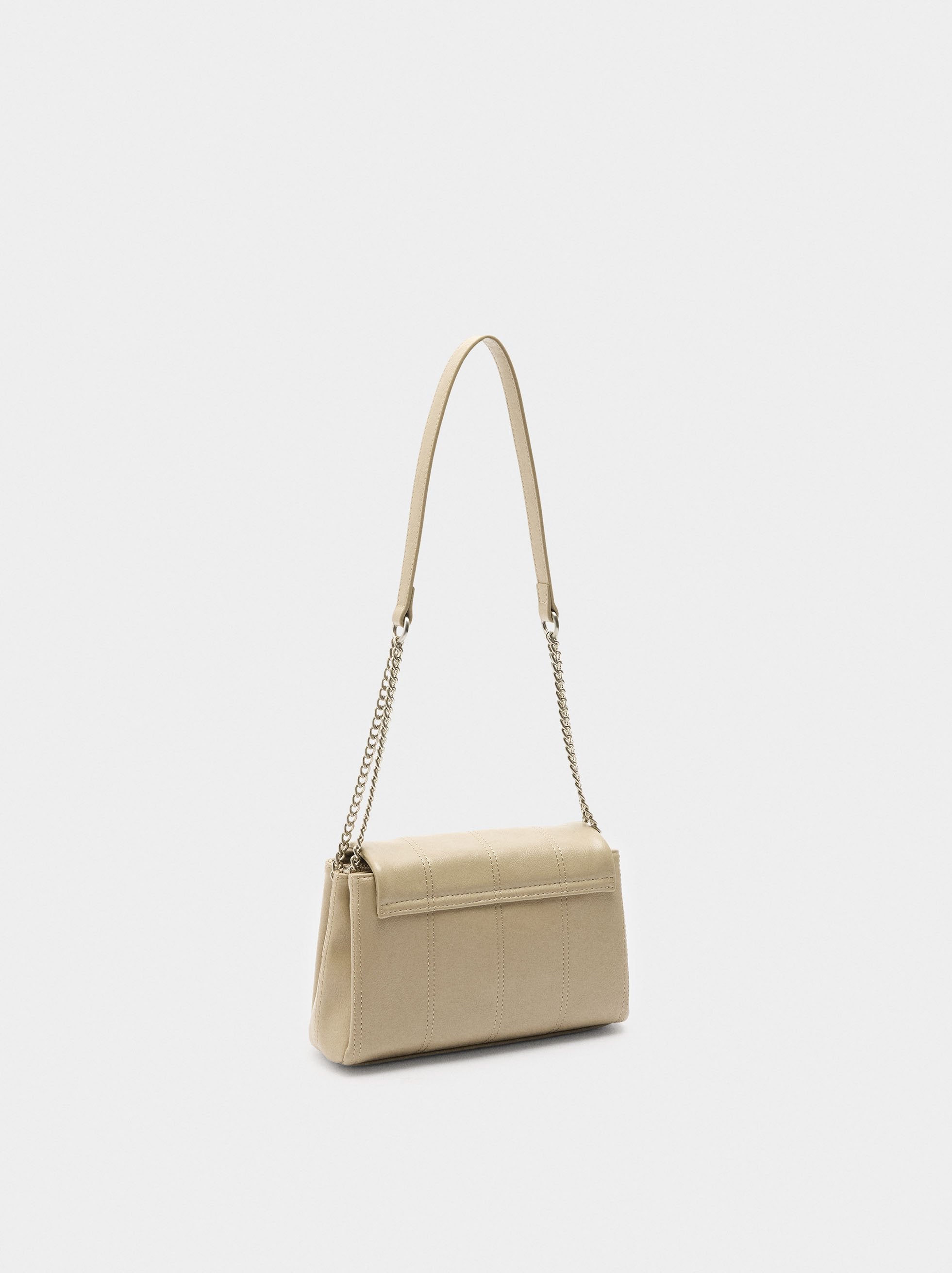 Bolso De Hombro Acolchado Con Solapa