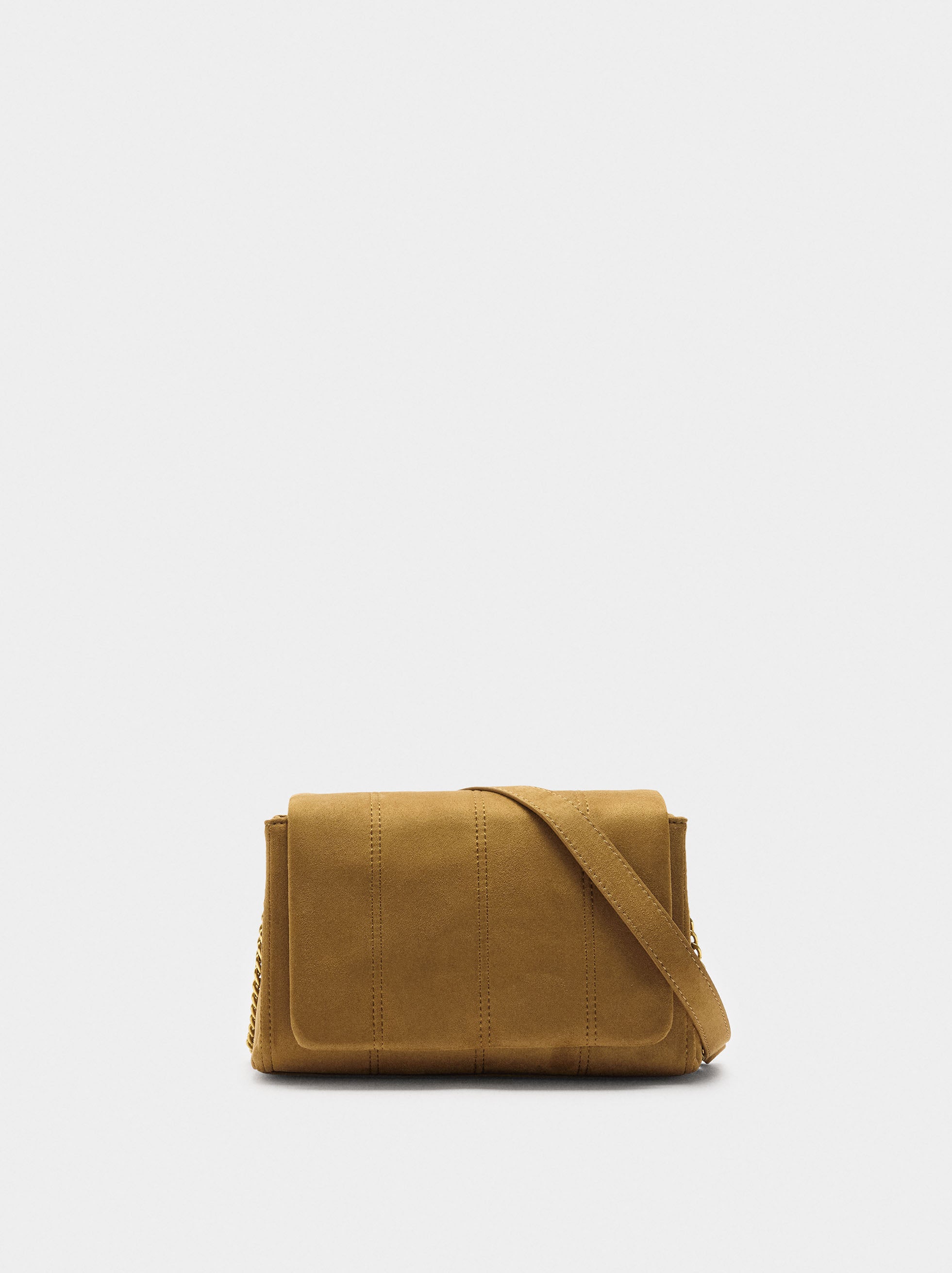Bolso De Hombro Acolchado Con Solapa