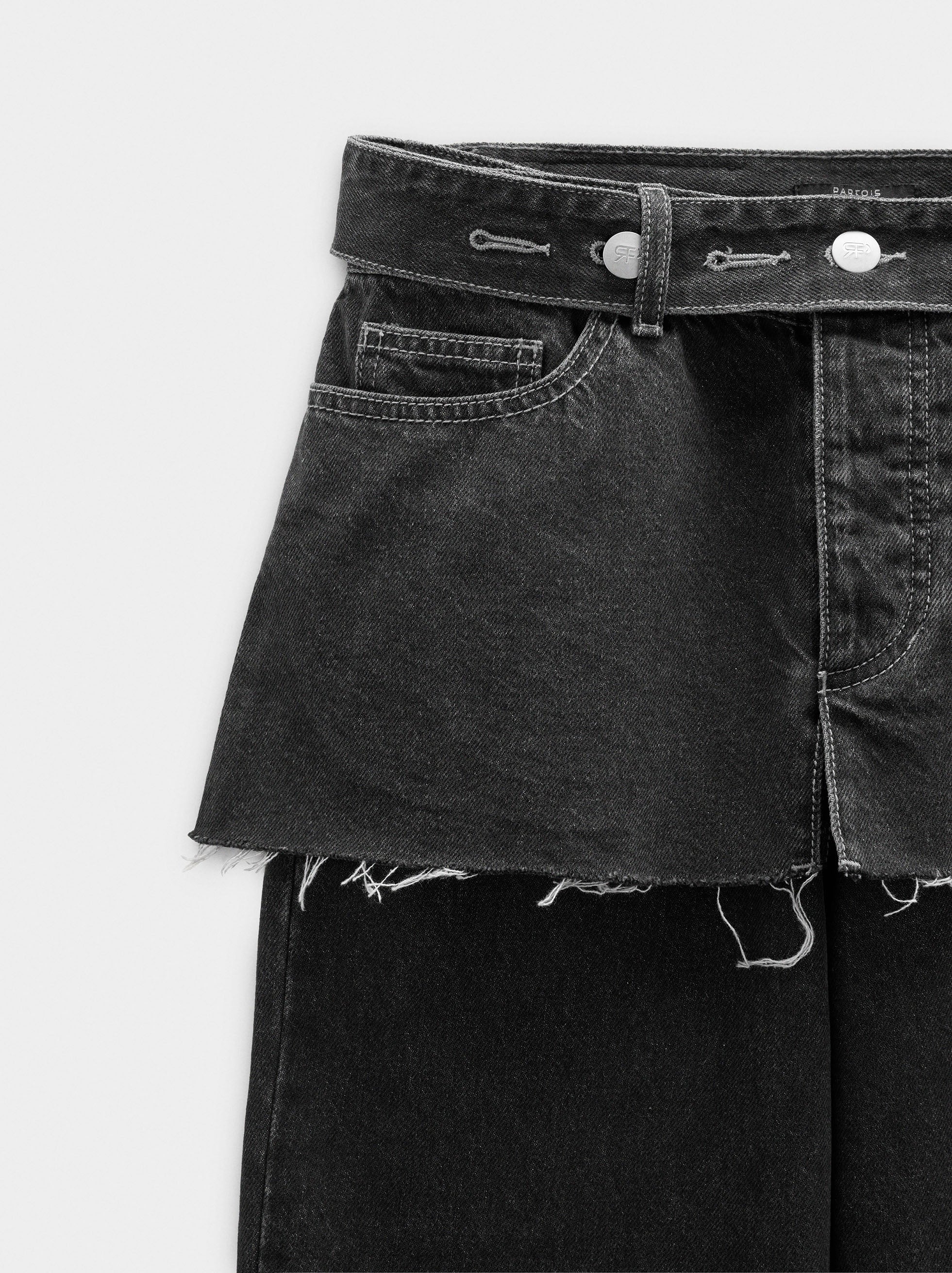 Pantalon Vaquero Recto Con Detalle De Falda