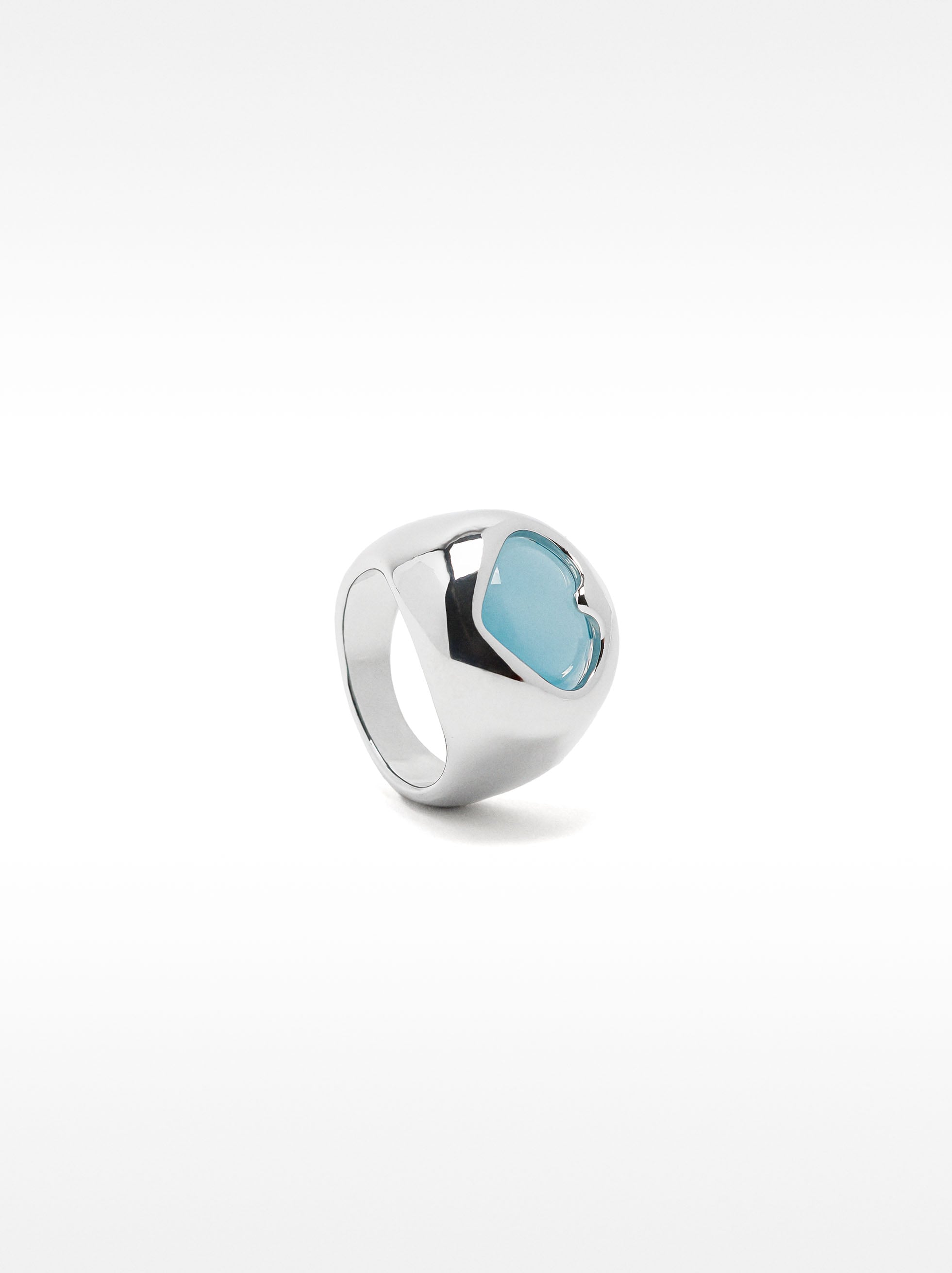Anillo Redondeado De Corazón