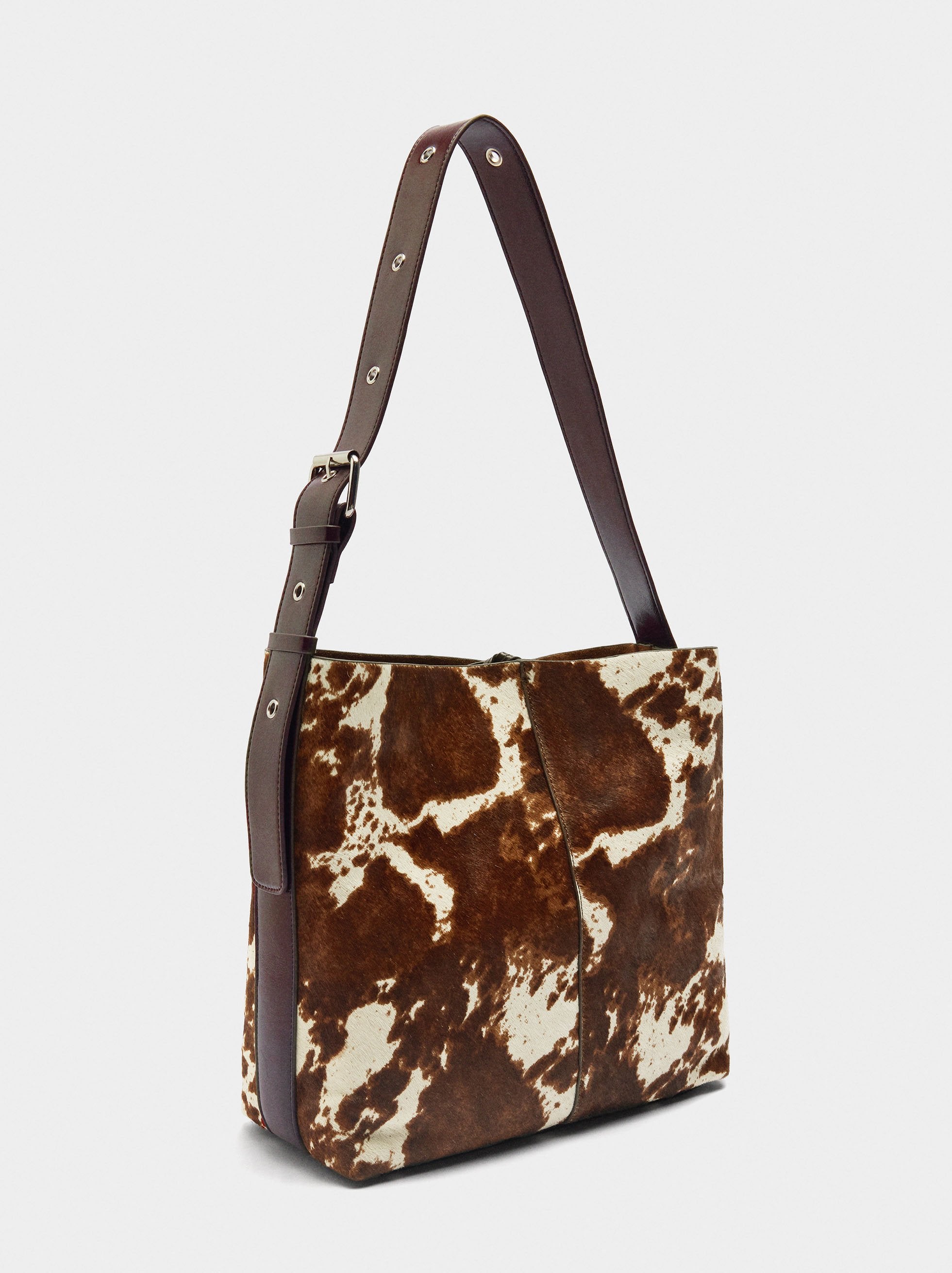 Bolso De Hombro Con Piel