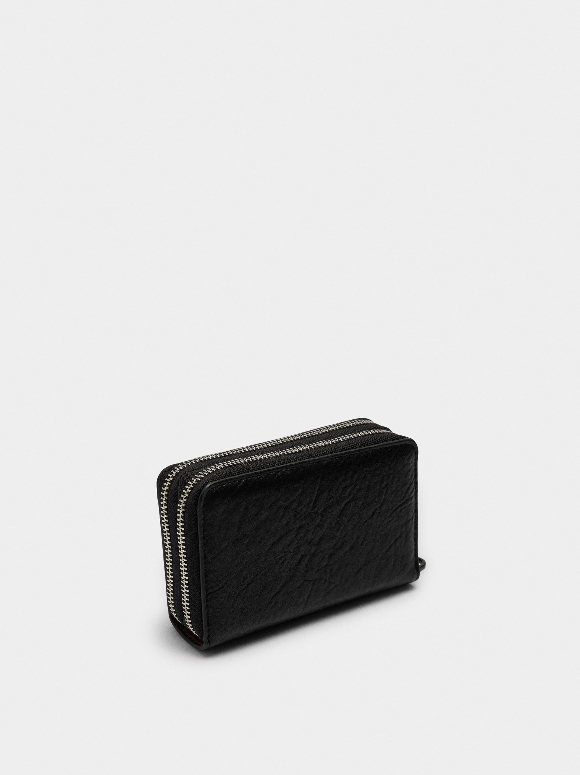 Cartera Con Textura Y Cremallera Doble
