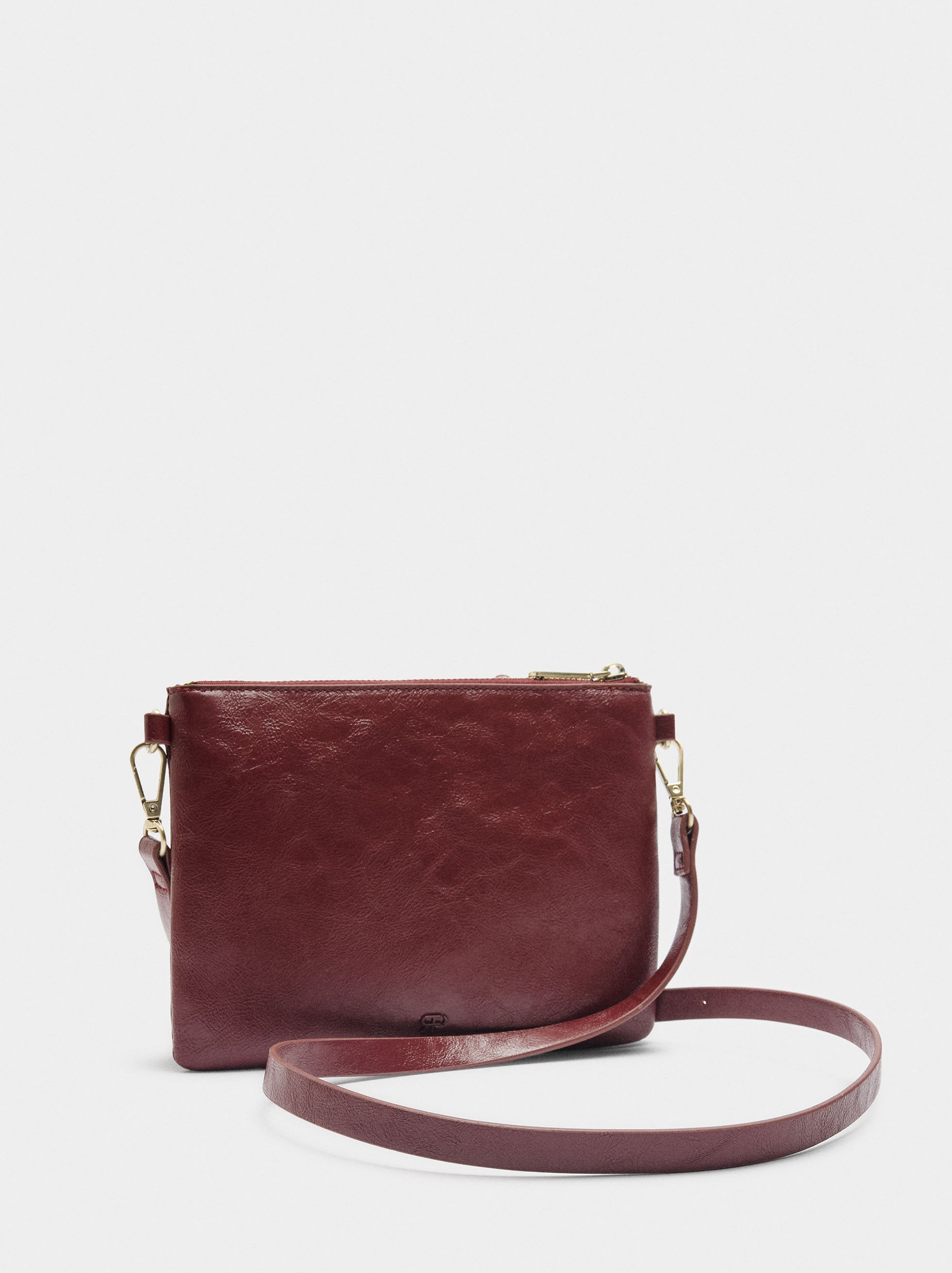 Bolso Bandolera Con Tachuelas
