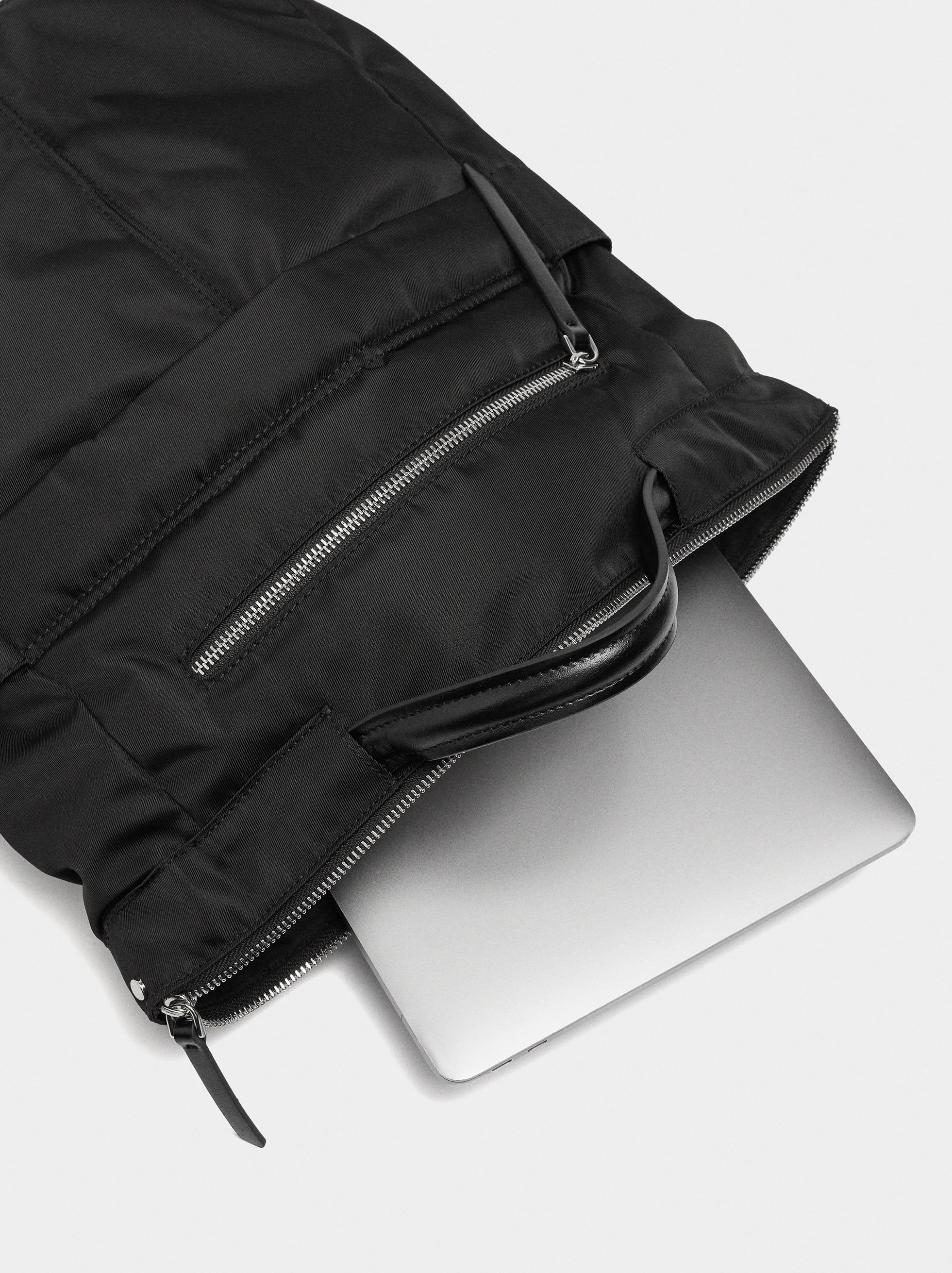 Mochila De Nylon Para Portátil 13"
