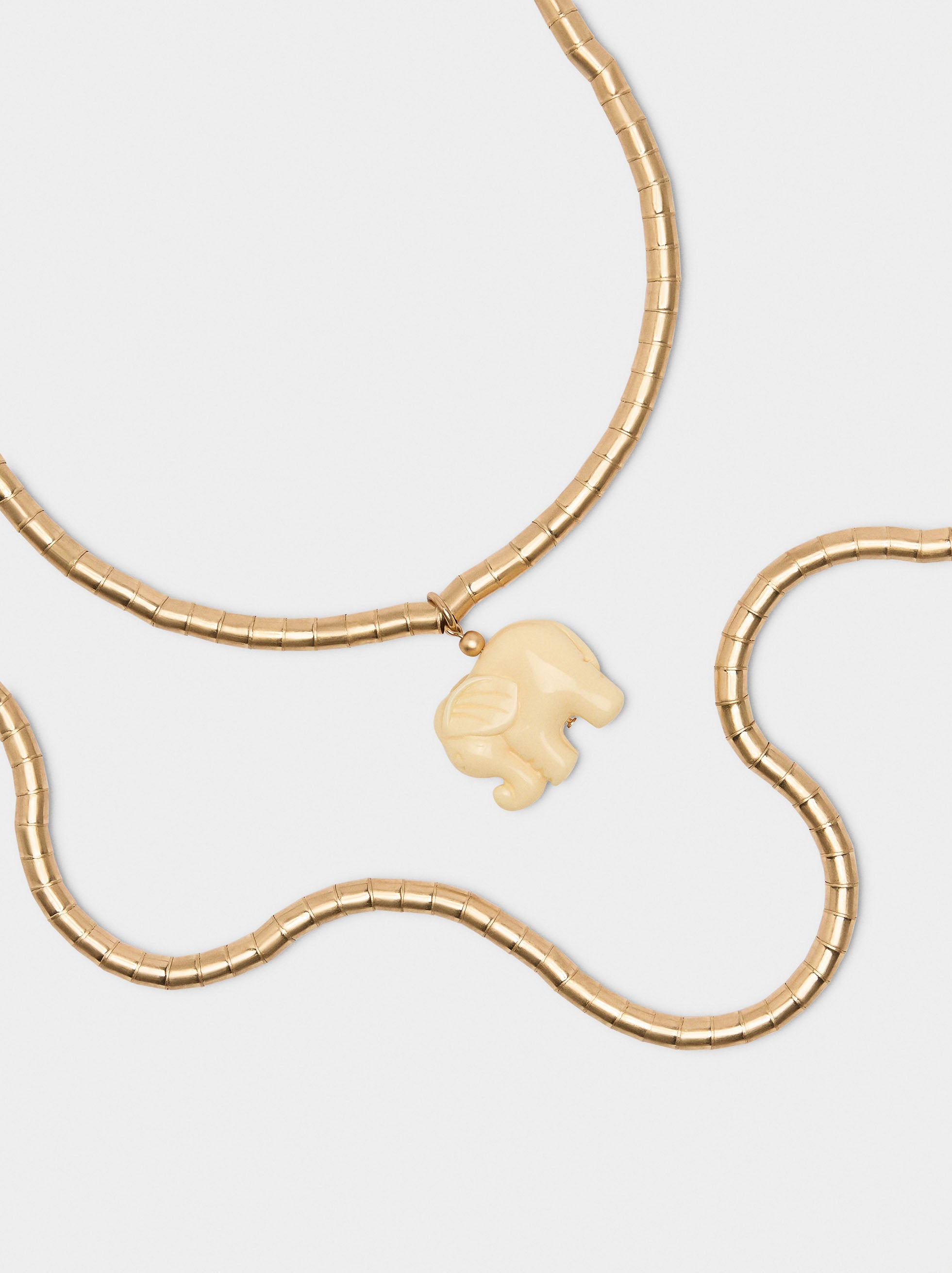 Set De Collares Cortos Colgante De Elefante