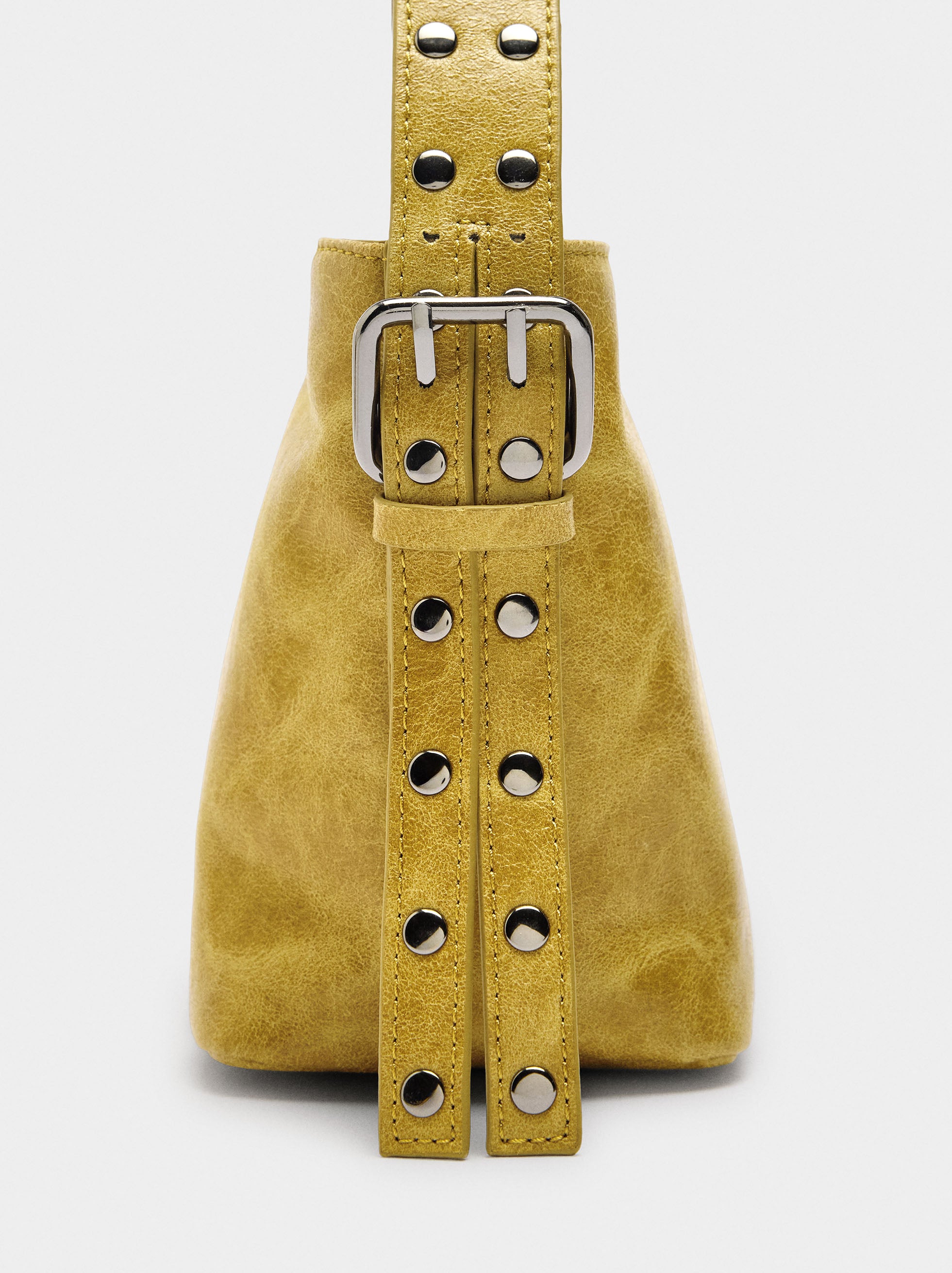 Bolso Bombonera Con Tachuelas