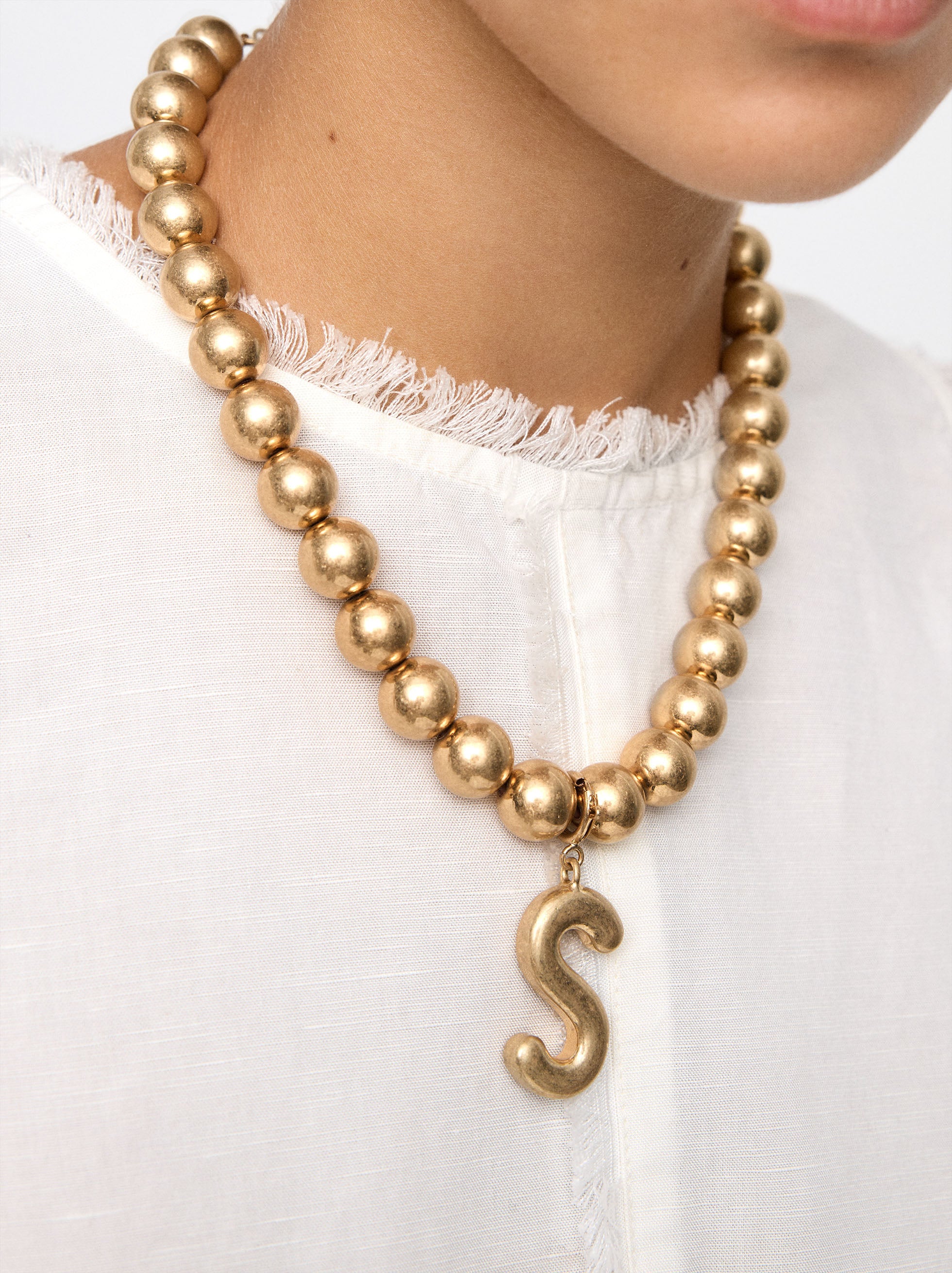 Collar Corto De Cuentas