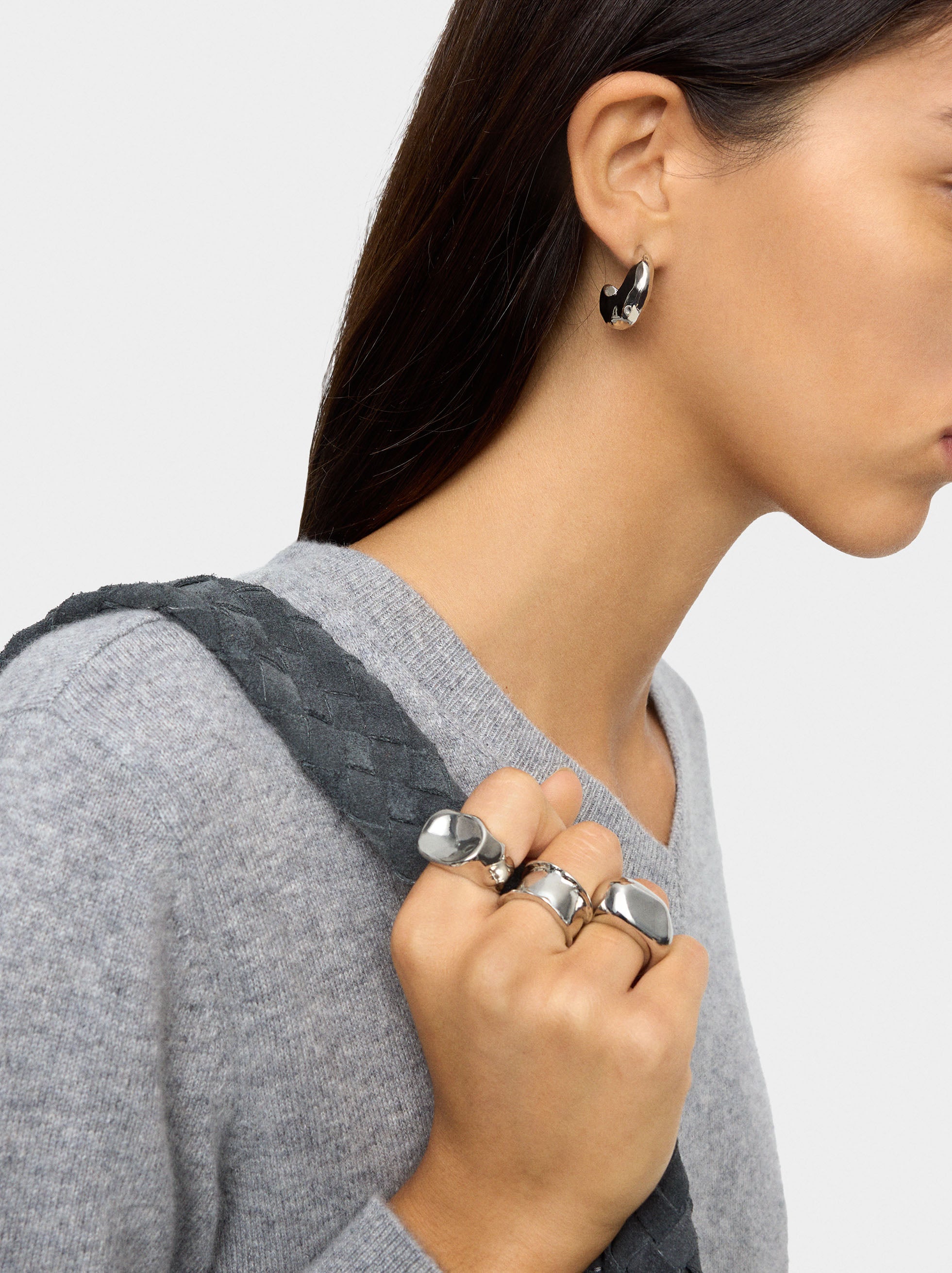 Set De Pendientes Y Anillos Irregulares