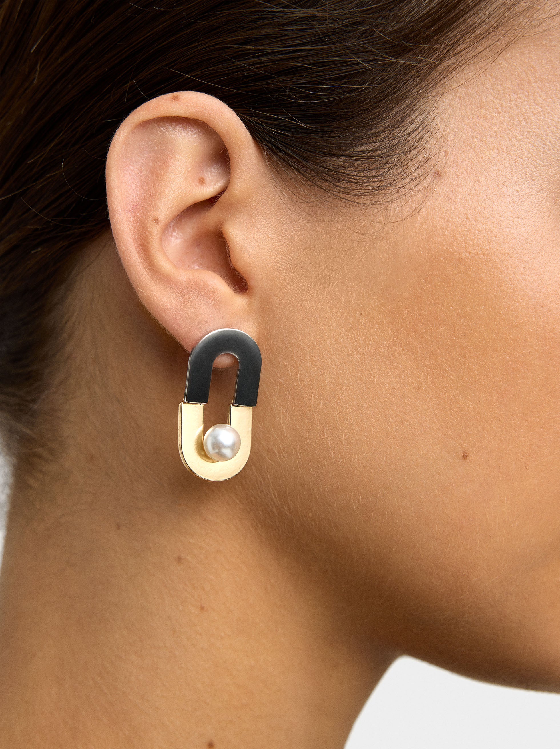 Aros Alargados Bicolor Con Perla