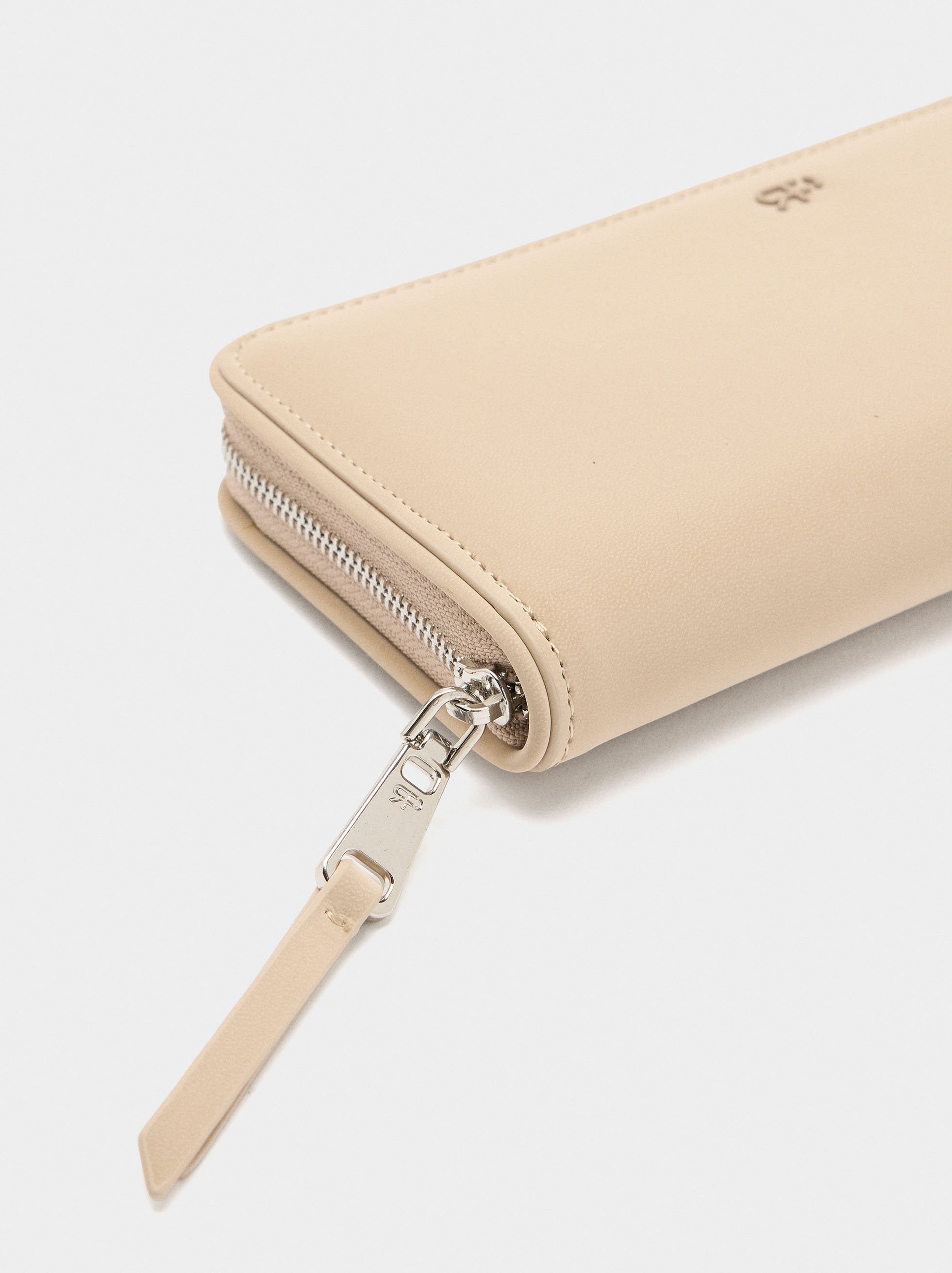 Cartera De Textura Suave Con Cierre De Cremallera L