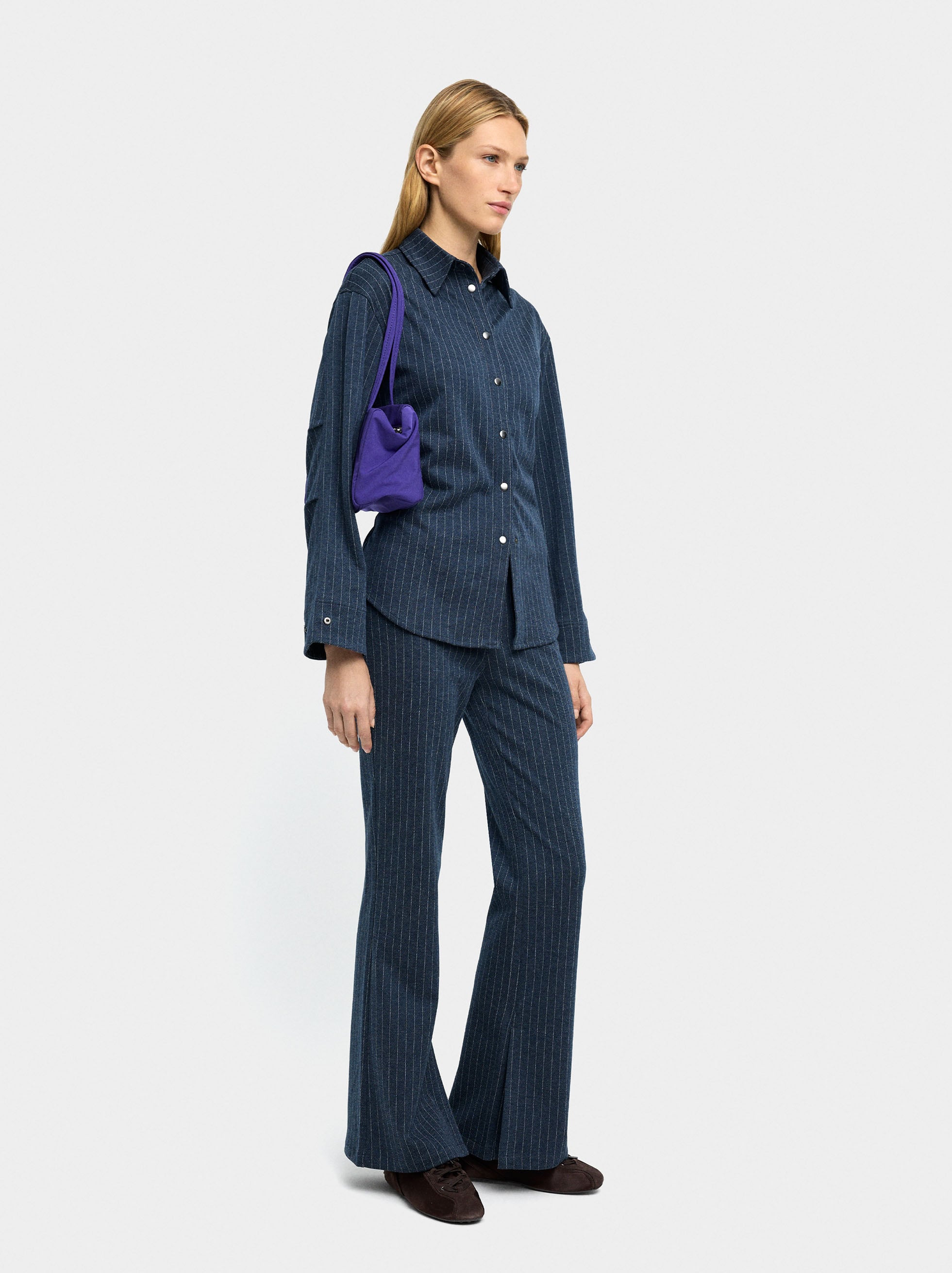 Pantalón Con Raya Diplomática