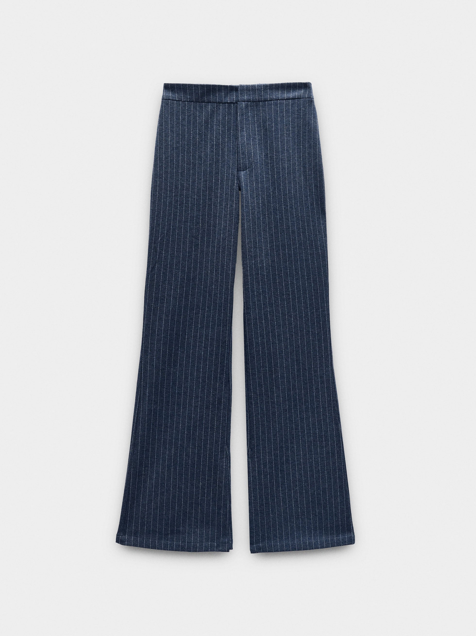 Pantalón Con Raya Diplomática