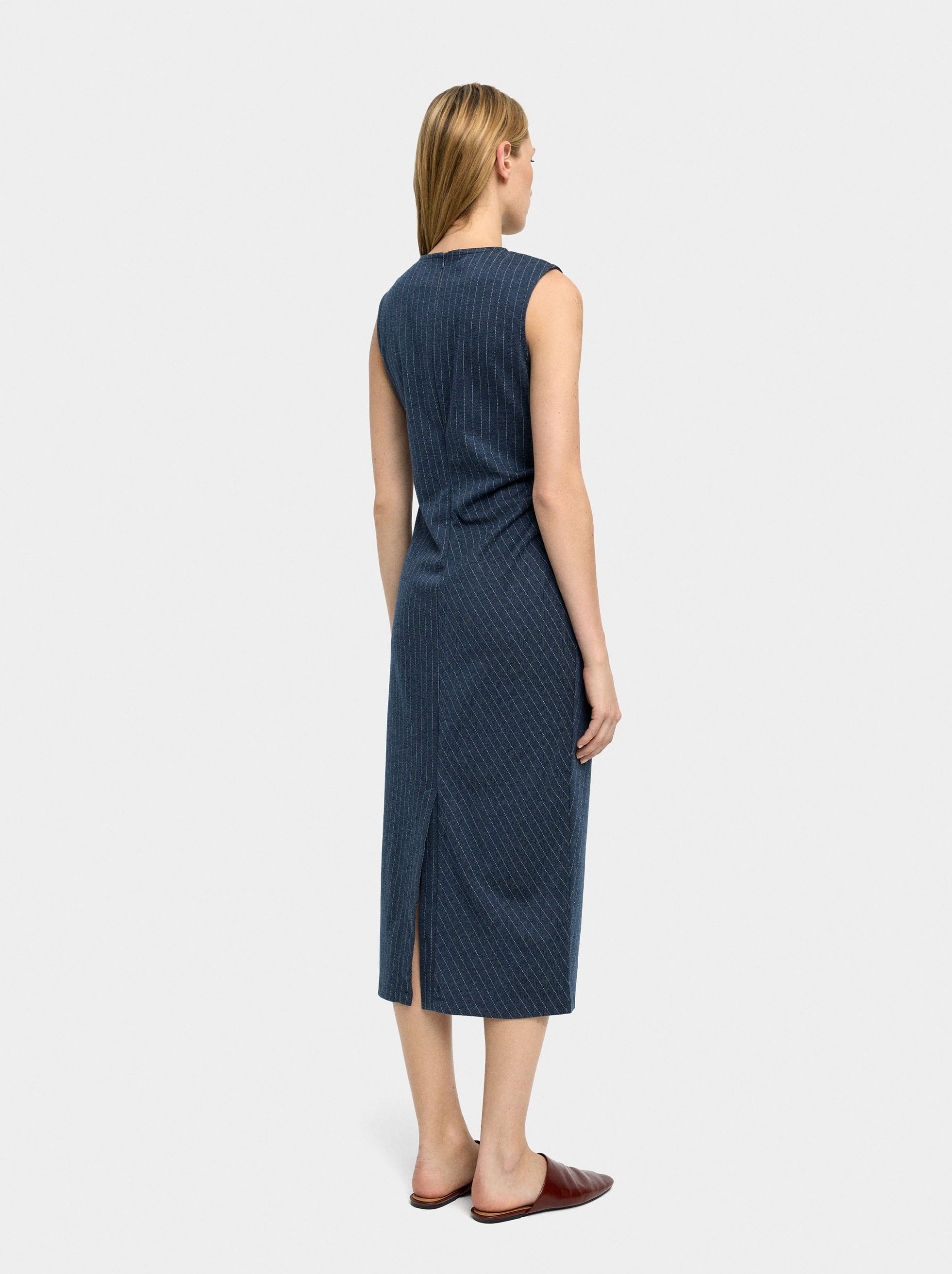 Vestido Midi Con Raya Diplomática