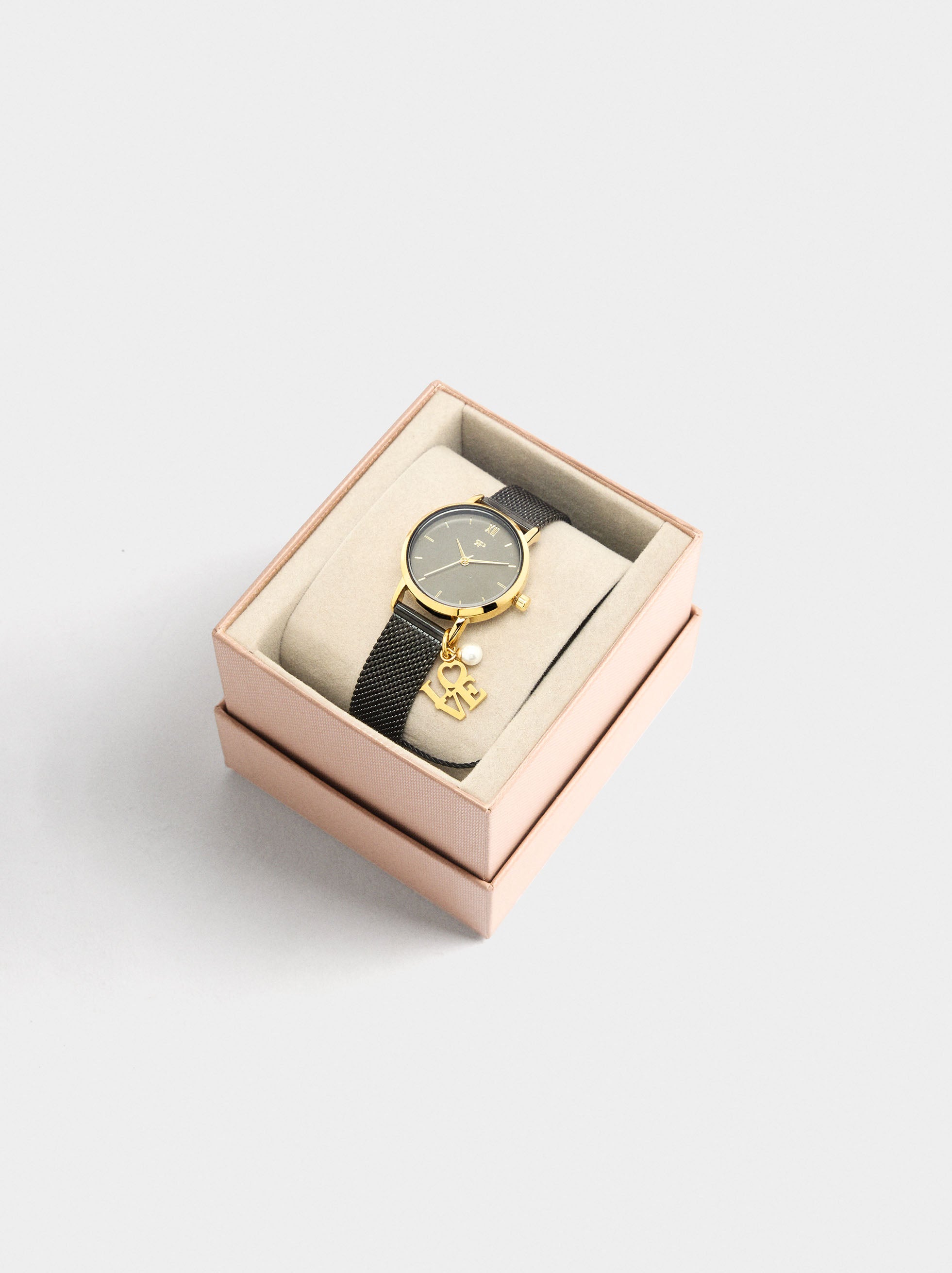 Reloj De Malla Metálica Con Charm Love