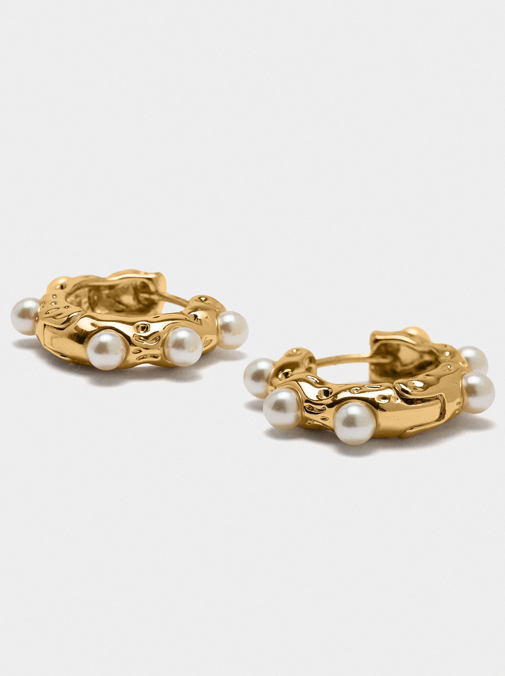 Aros Irregulares Con Perlas