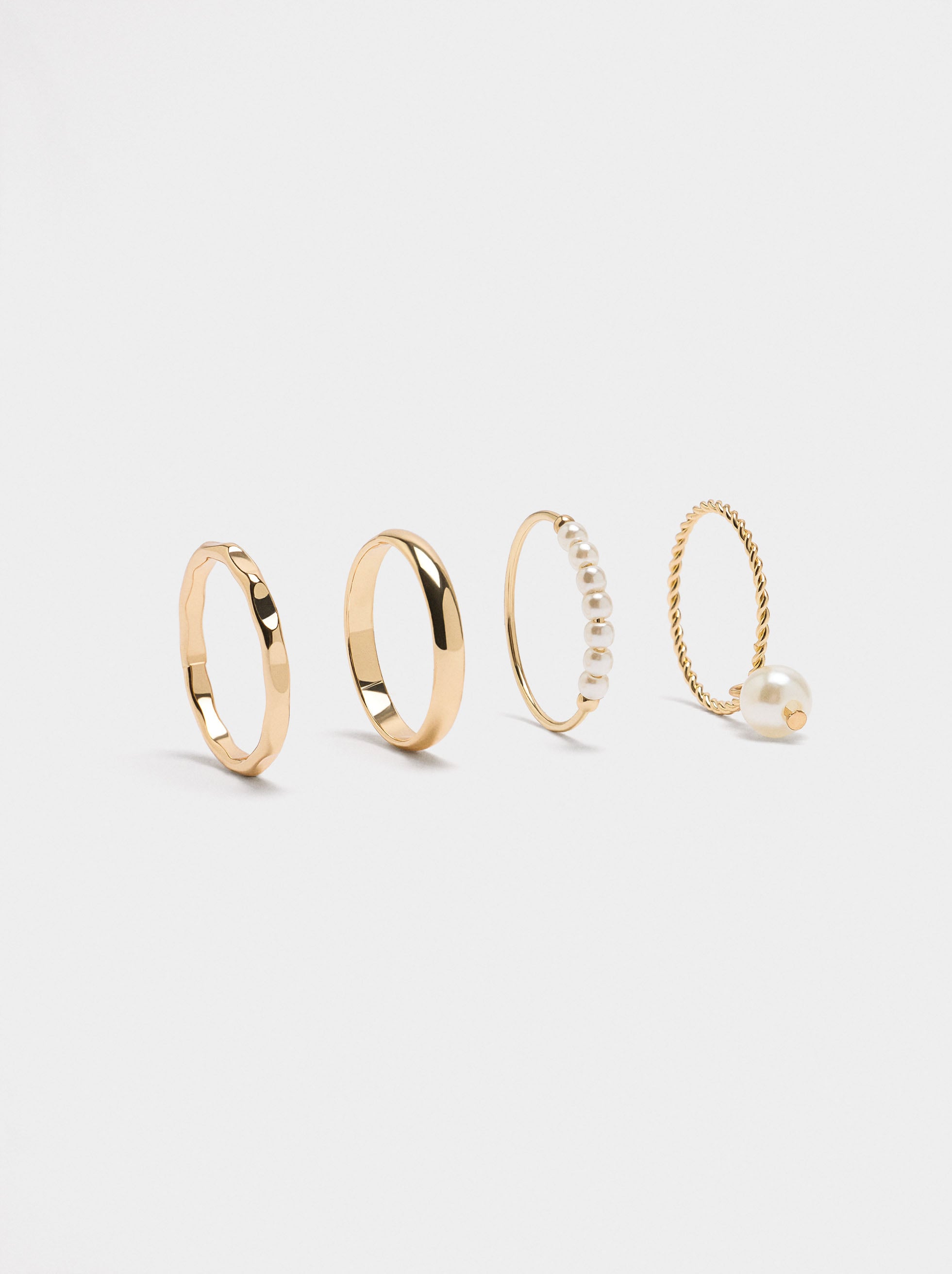 Set De Anillos Con Perlas