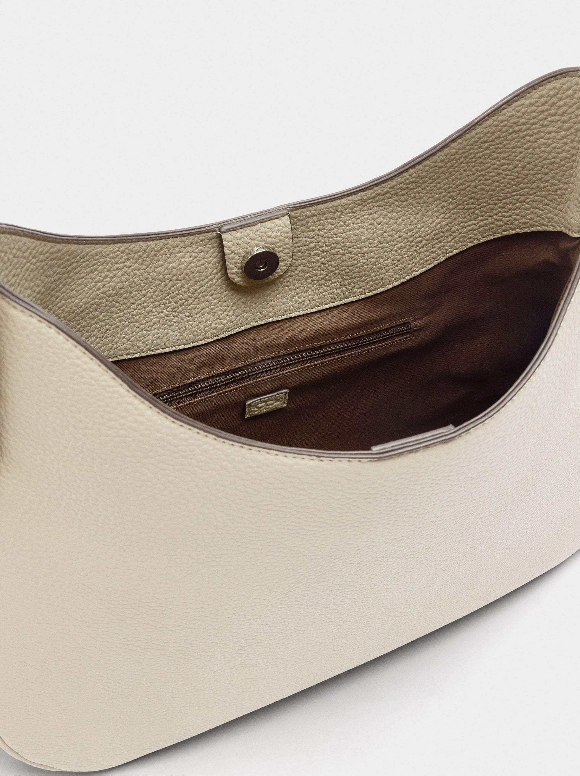 Bolso De Hombro Con Textura