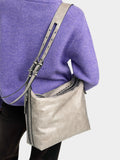 Bolso De Hombro Con Tachuelas
