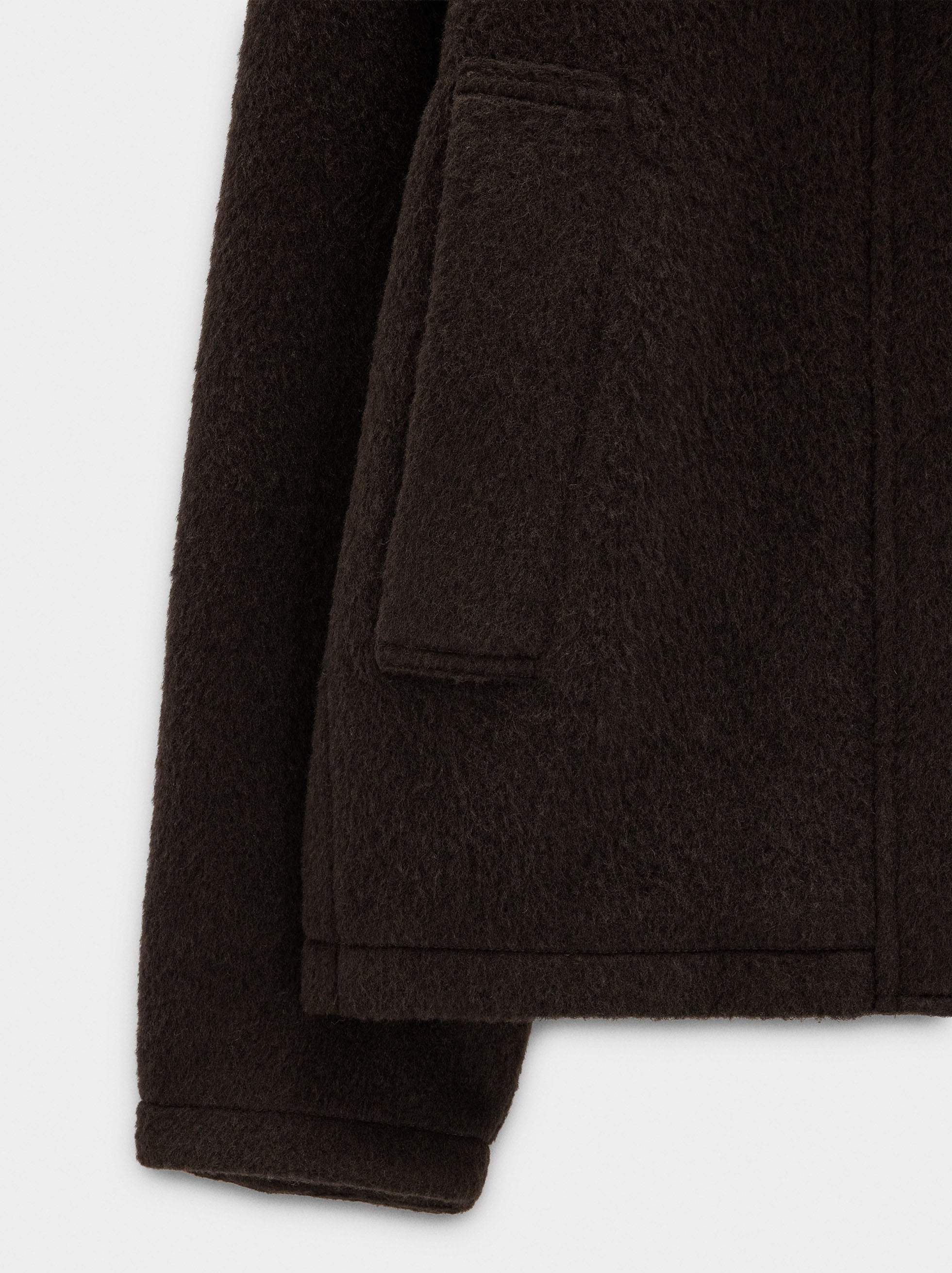 Chaqueta Con Capucha Y Bolsillos Laterales