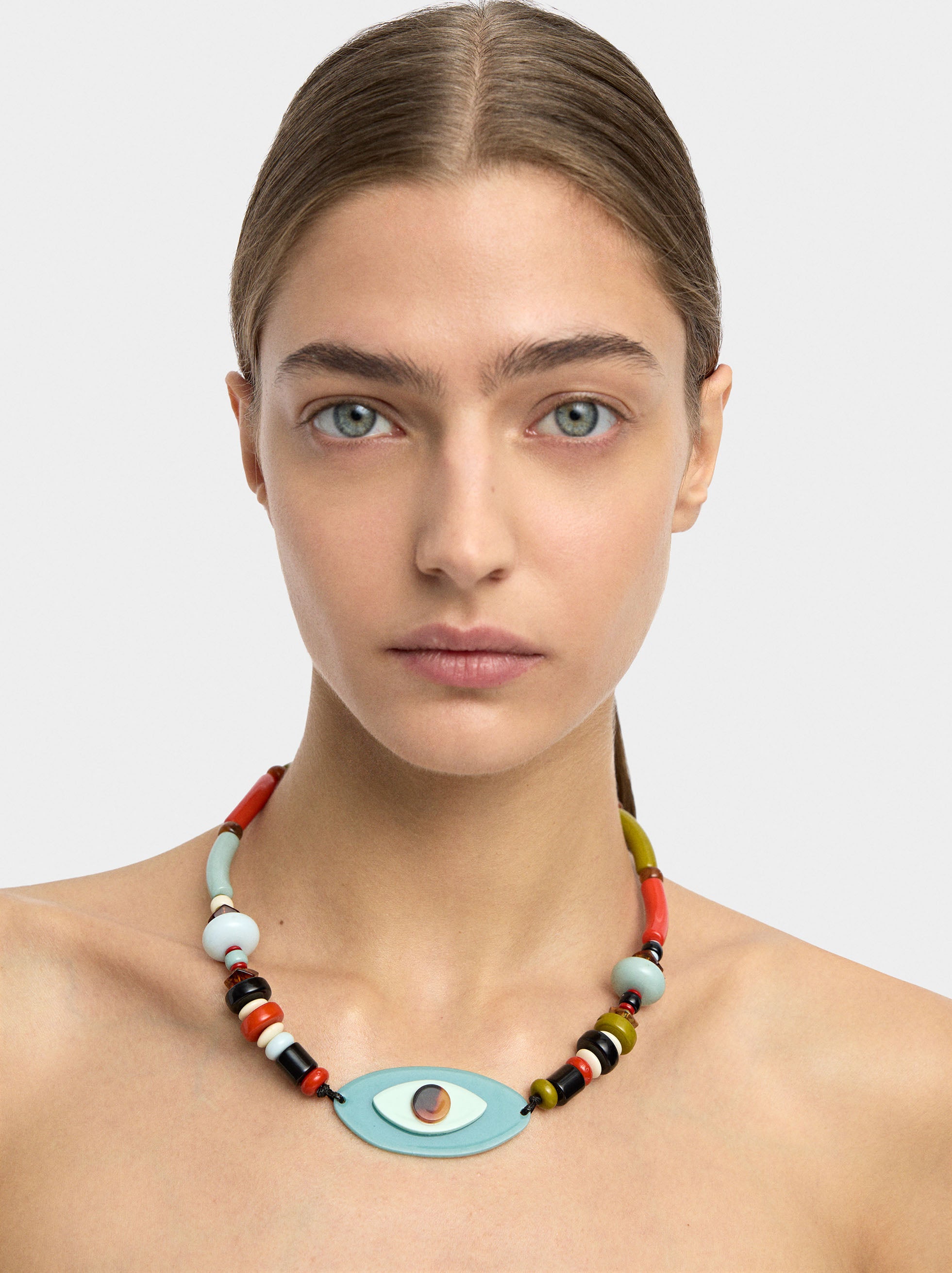 Collar Corto De Cuentas Multicolor Y Ojo