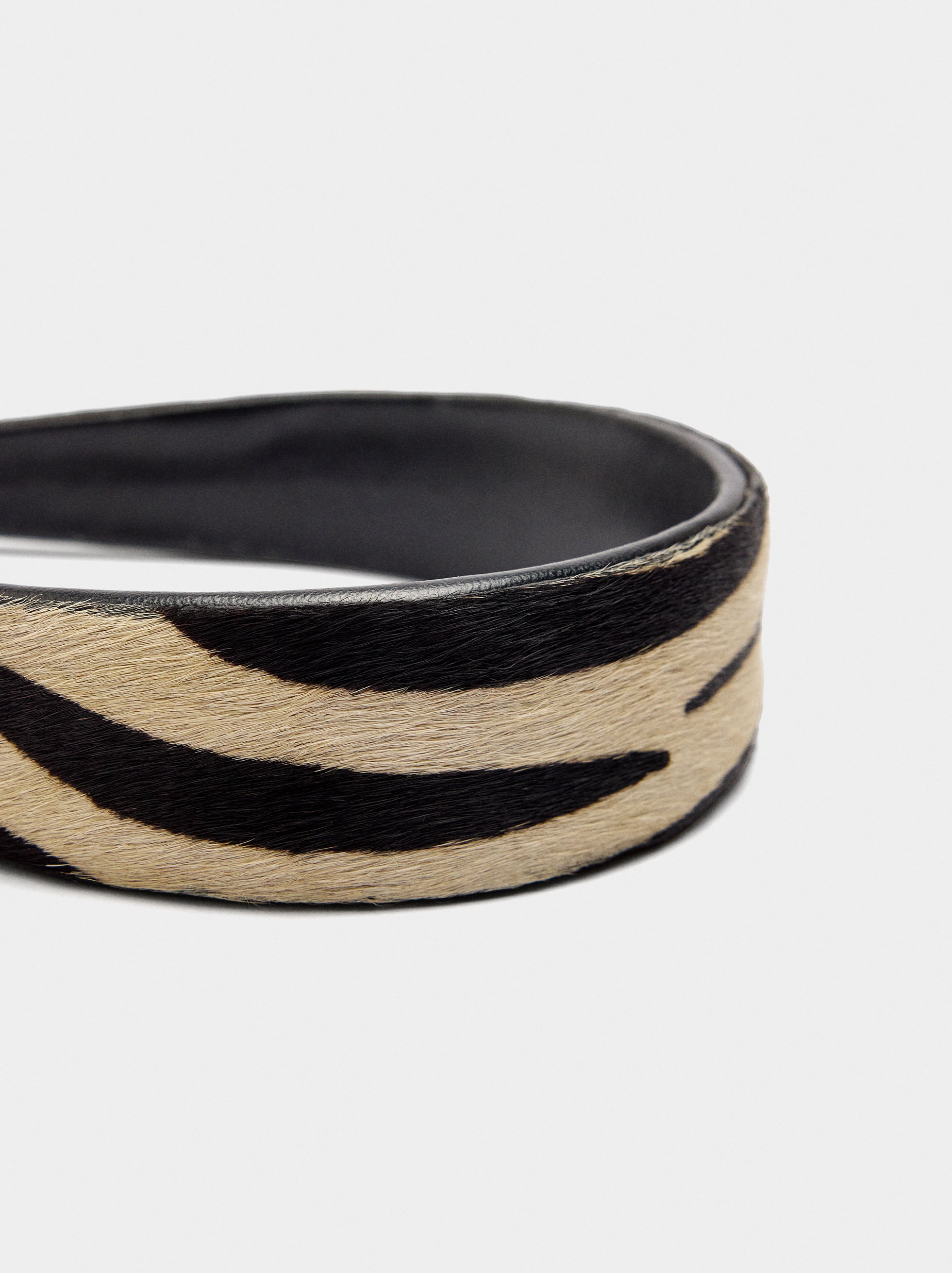 Diadema Con Piel