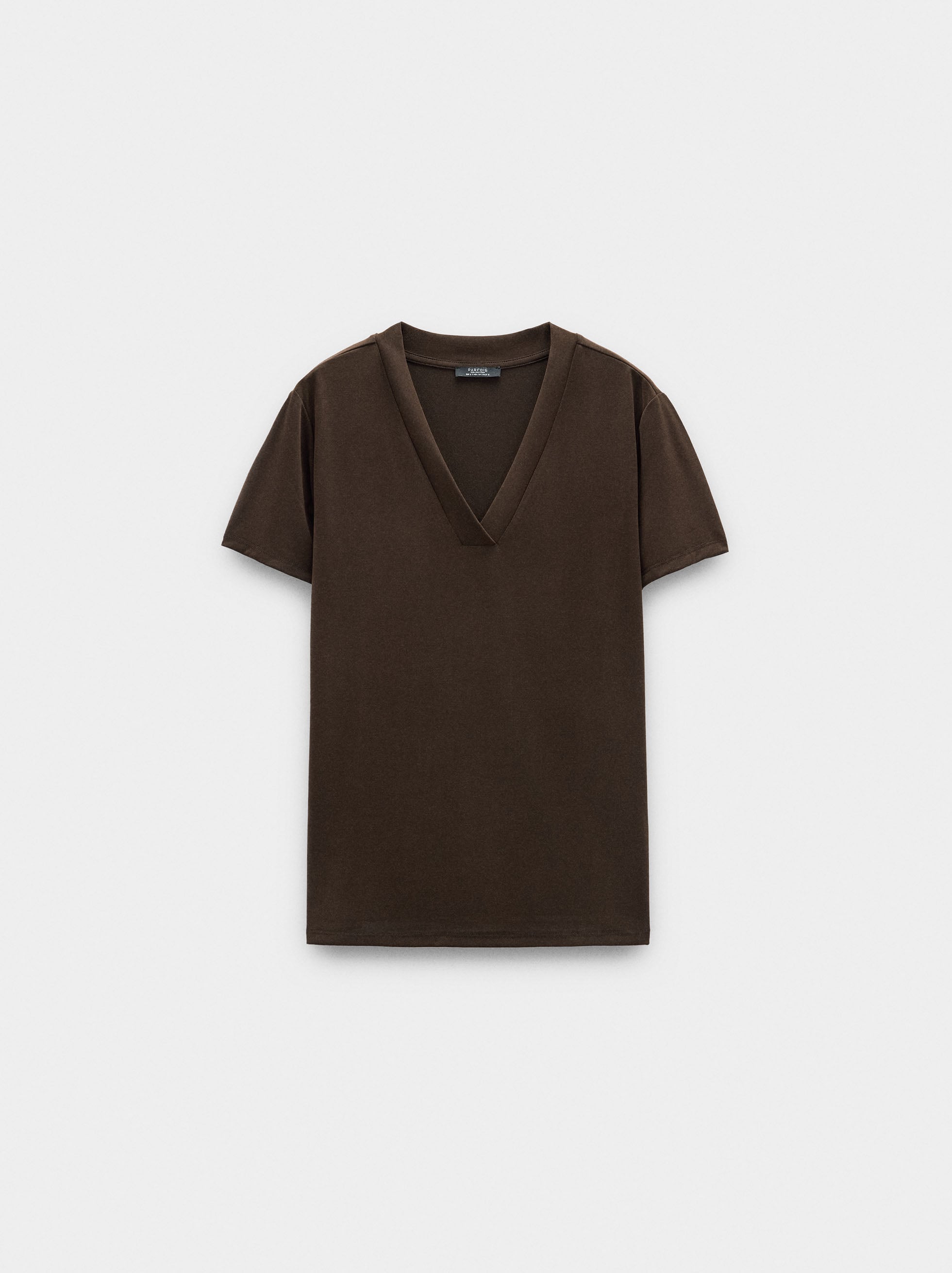 Camiseta Básica Cuello Pico