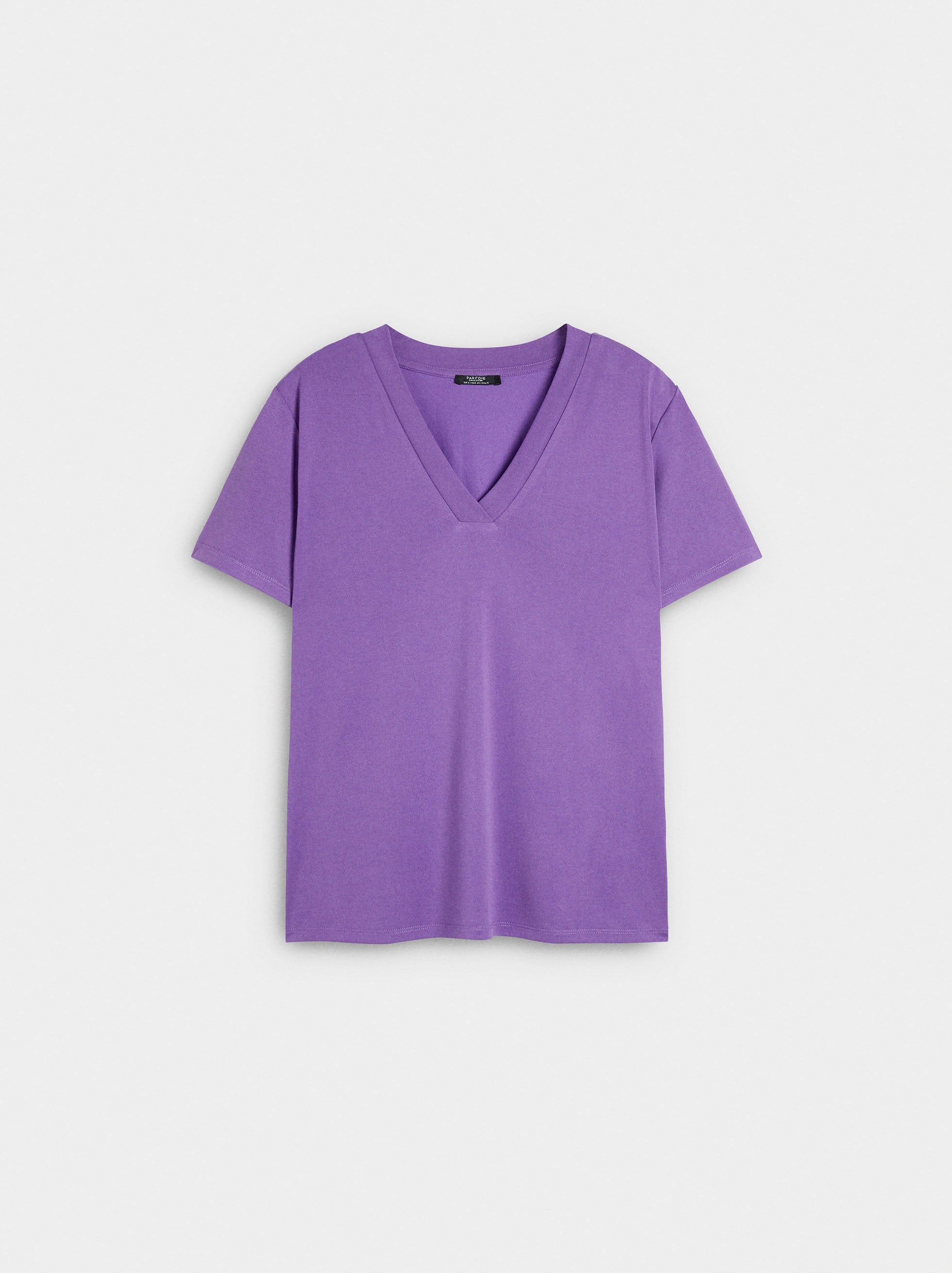 Camiseta Básica Cuello Pico