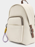 Mochila Básica Con Colgante