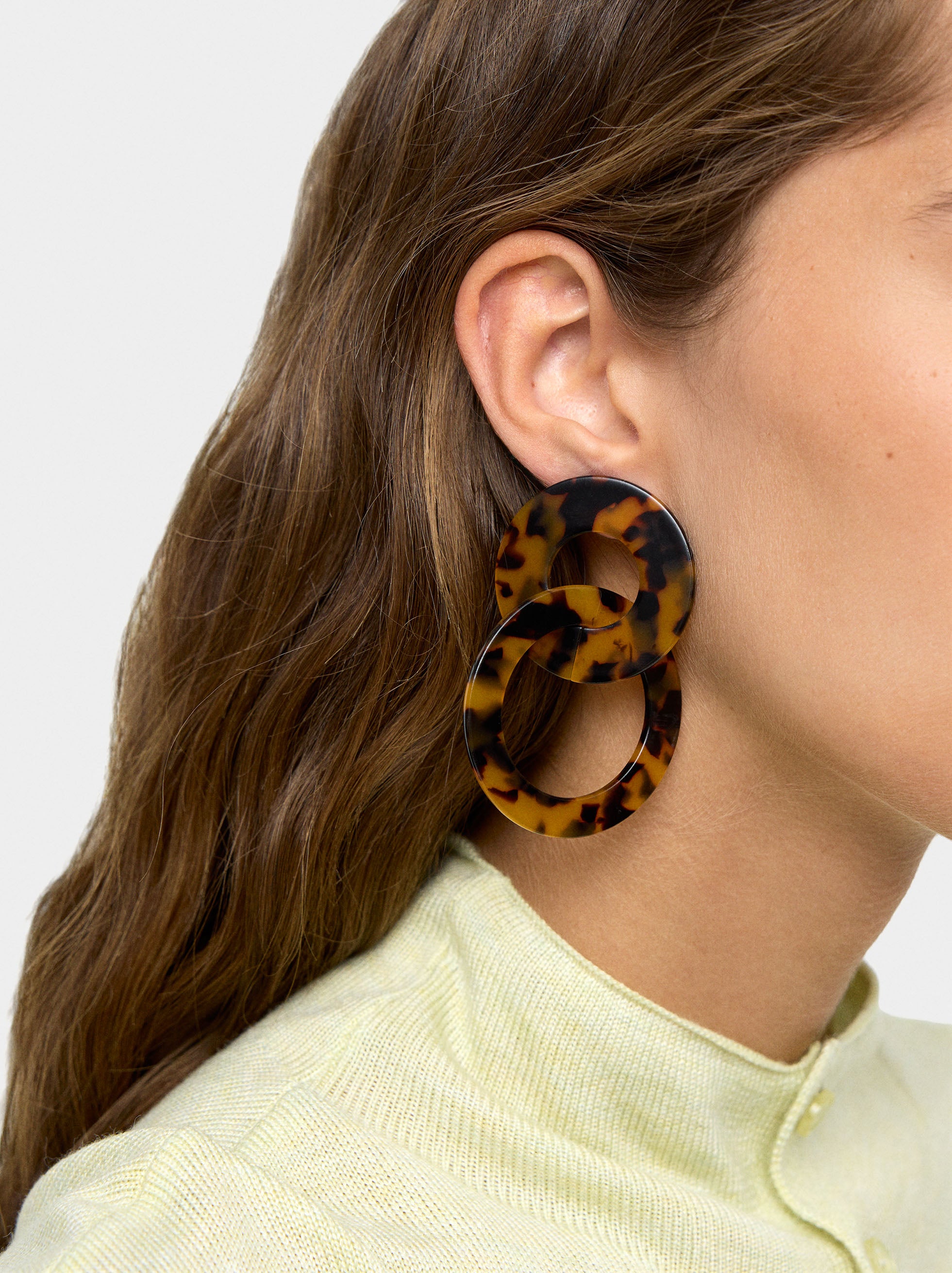 Pendientes Entrelazados Efecto Carey