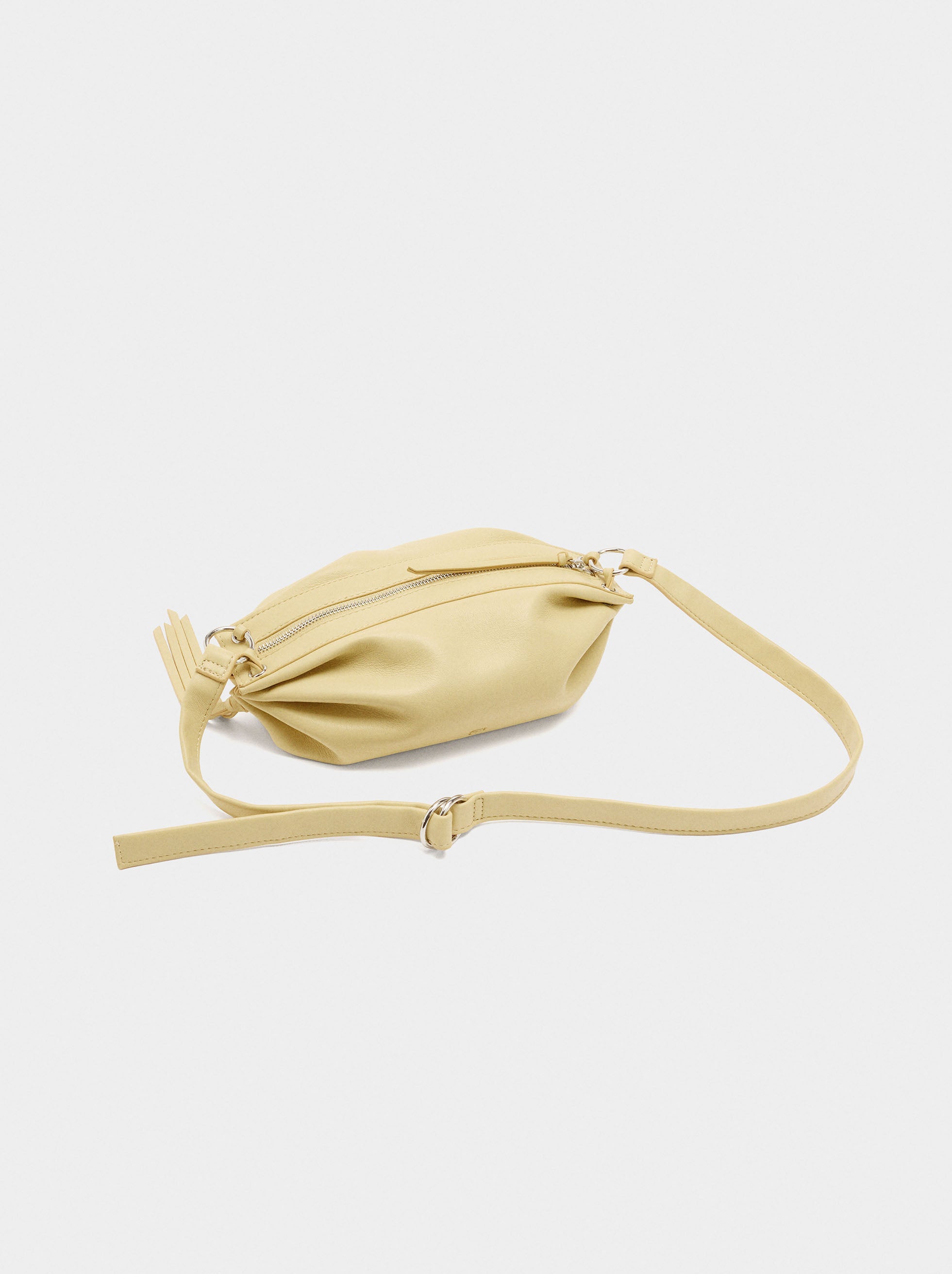 Bolso Bandolera Con Fruncidos