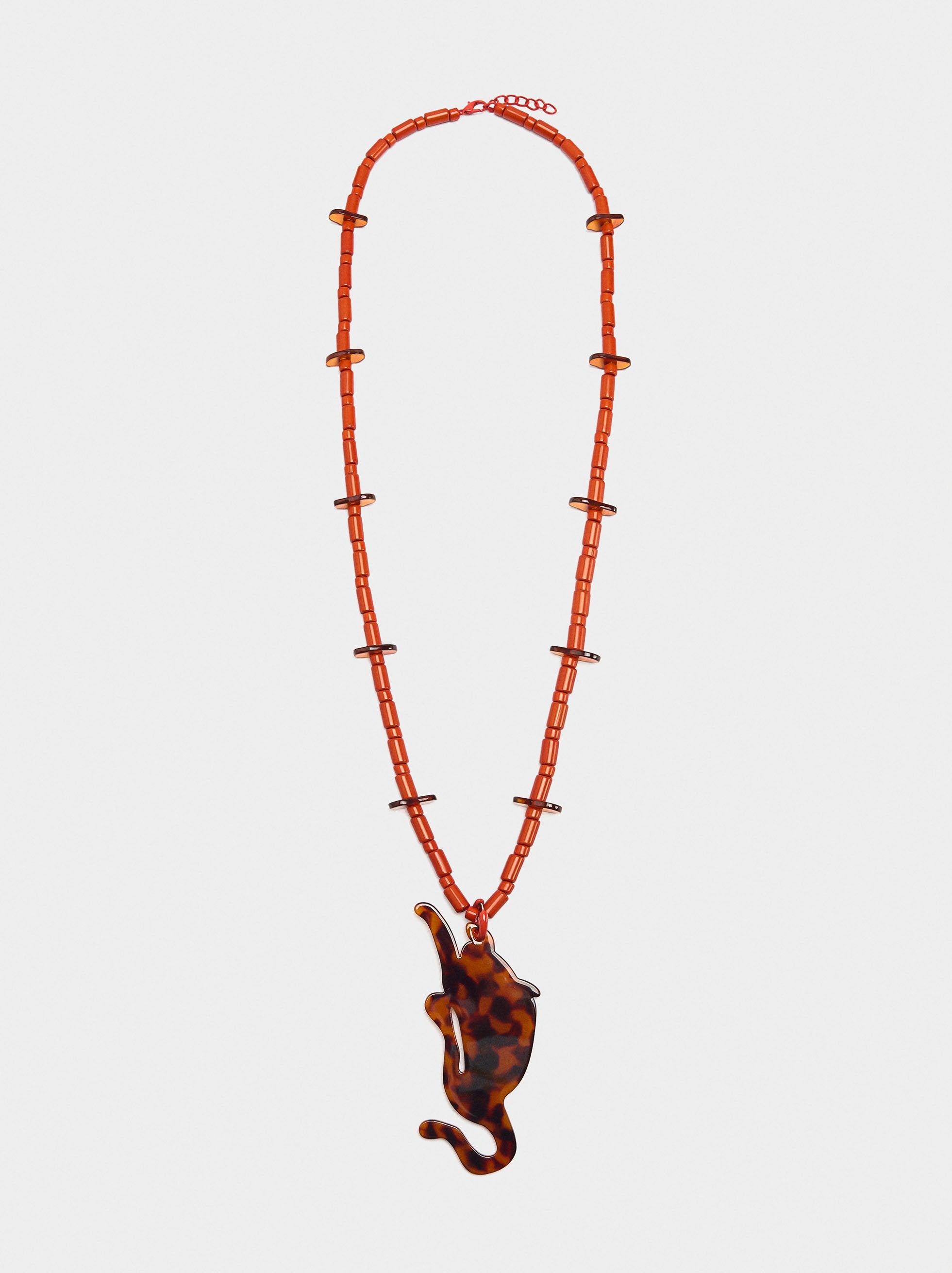 Collar Corto Con Colgante Efecto Carey