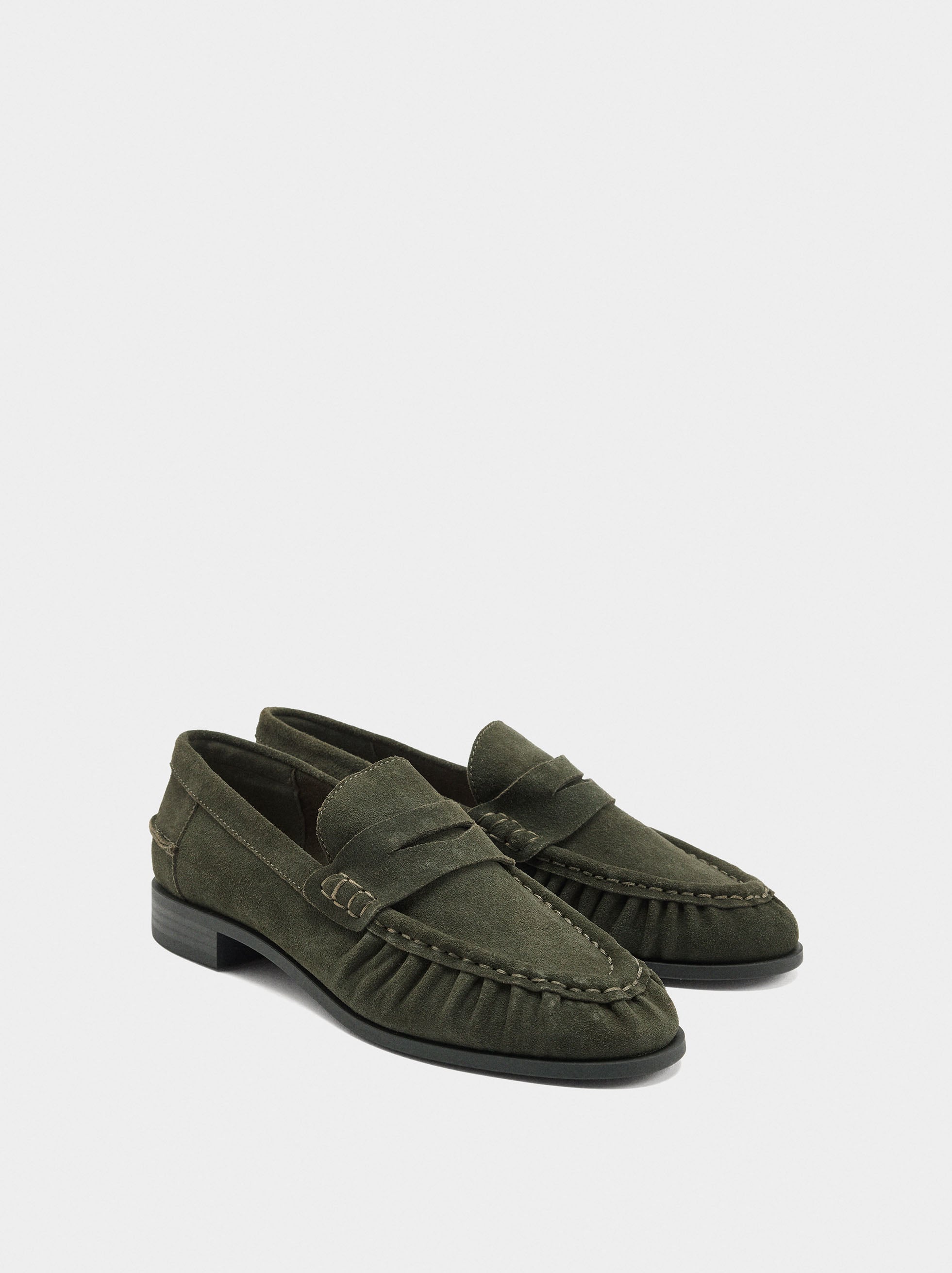 Mocasines De Piel Con Pespuntes