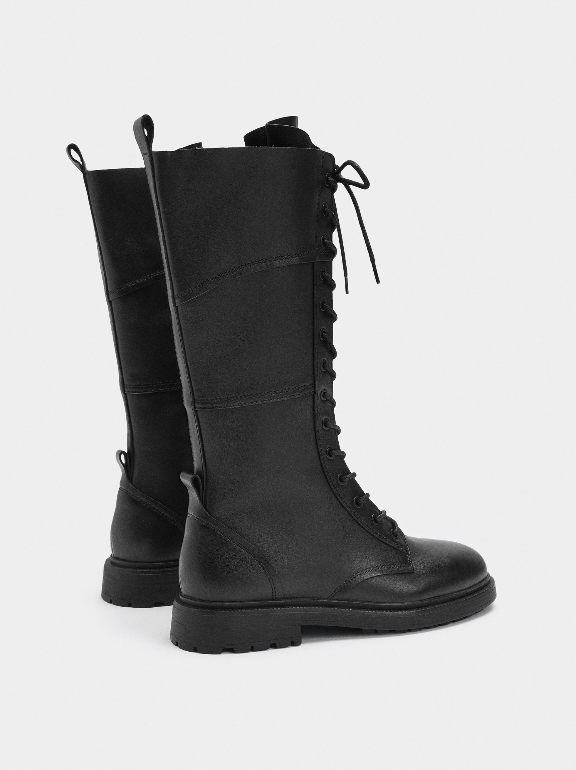 Botas Altas De Piel Con Cordones
