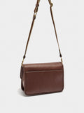 Bolso Bandolera Con Textura Y Solapa