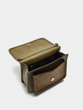 Bolso Bandolera Con Textura Y Solapa