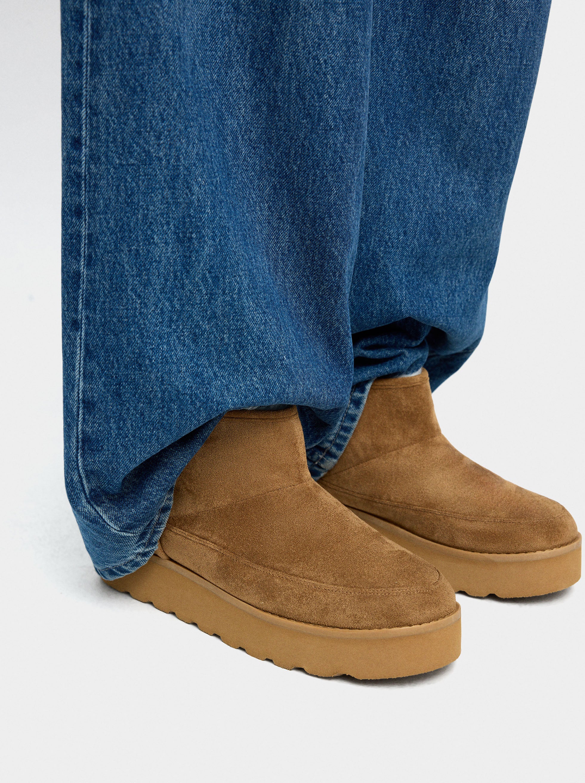 Botines Efecto Piel Con Forro