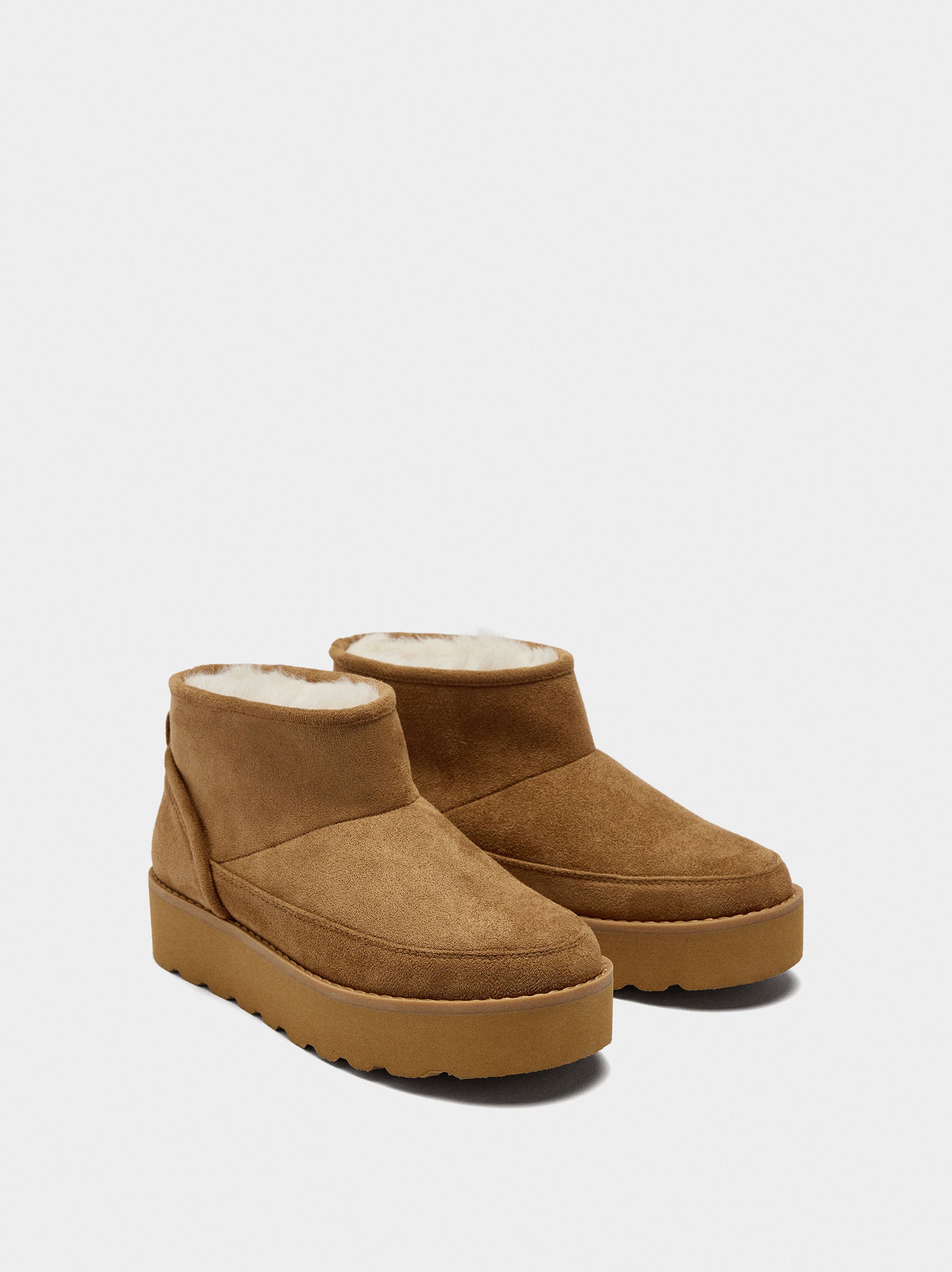 Botines Efecto Piel Con Forro